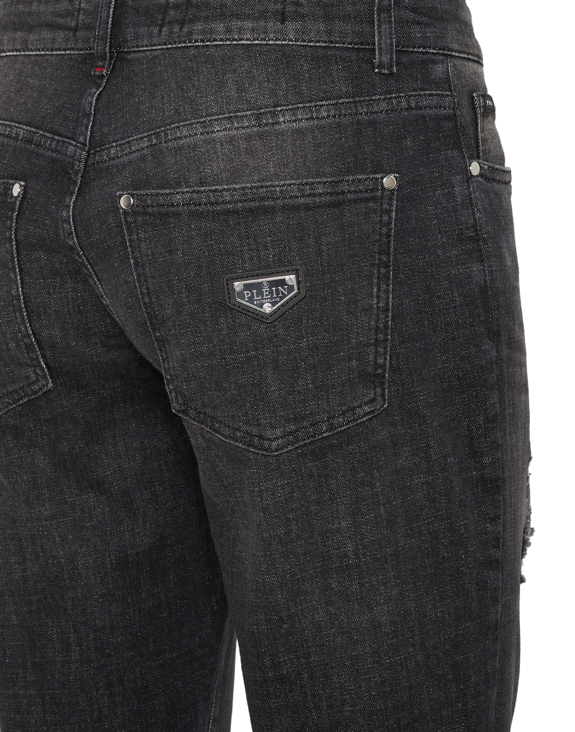 Destroyed Slim Fit Jeans