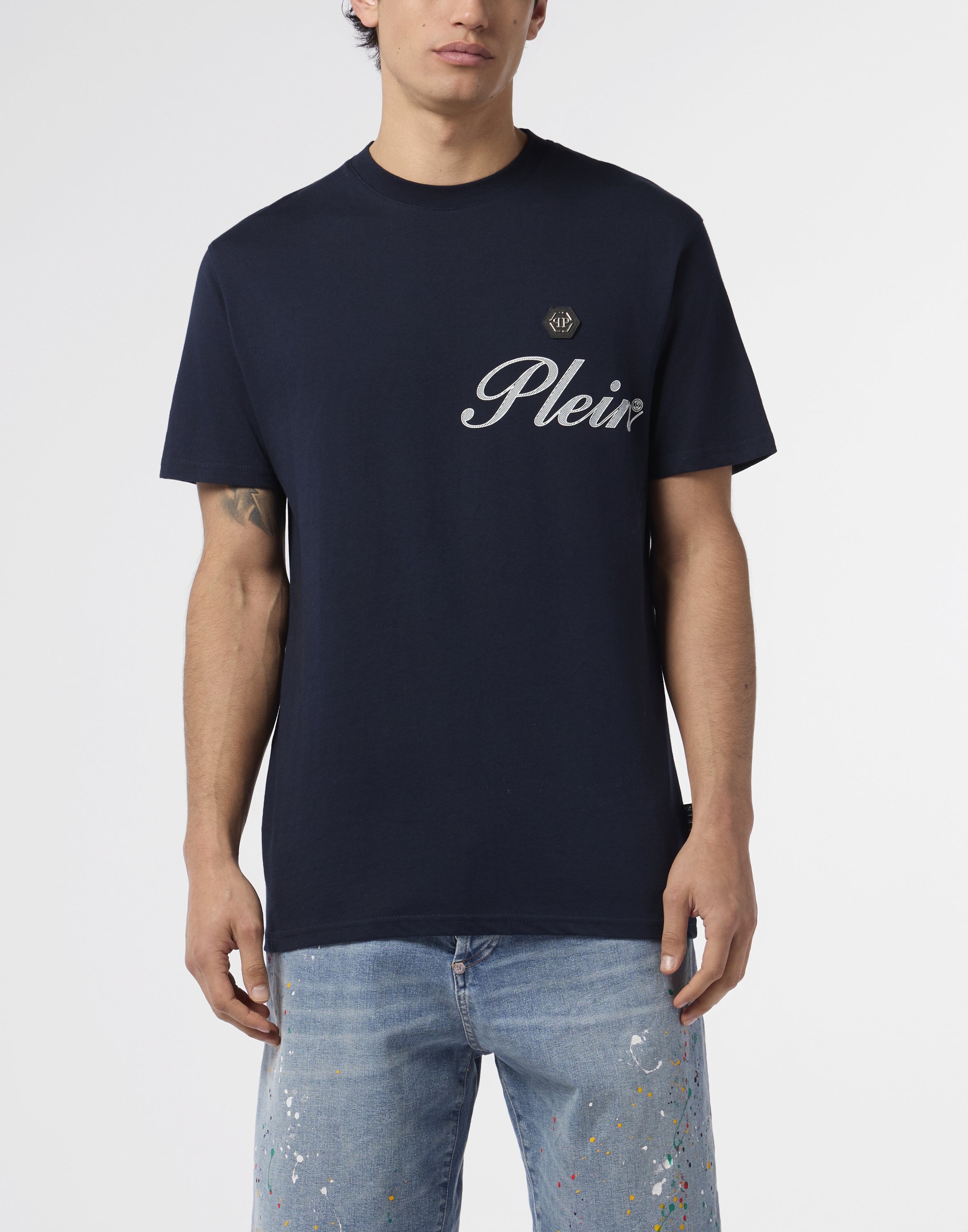 Round Neck T-Shirt Signature