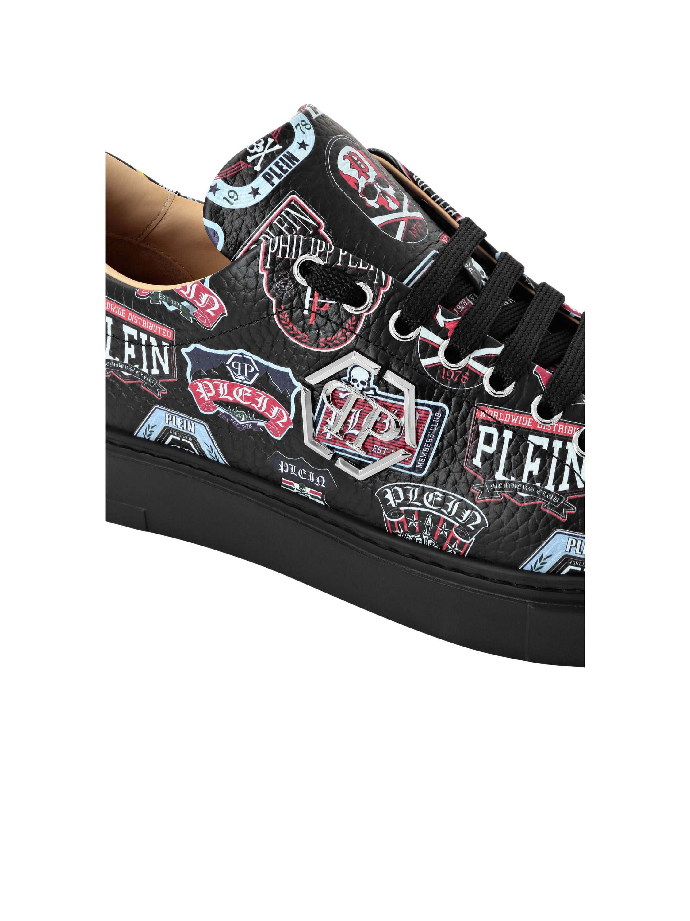 Low-Top Sneakers Carson Patches
