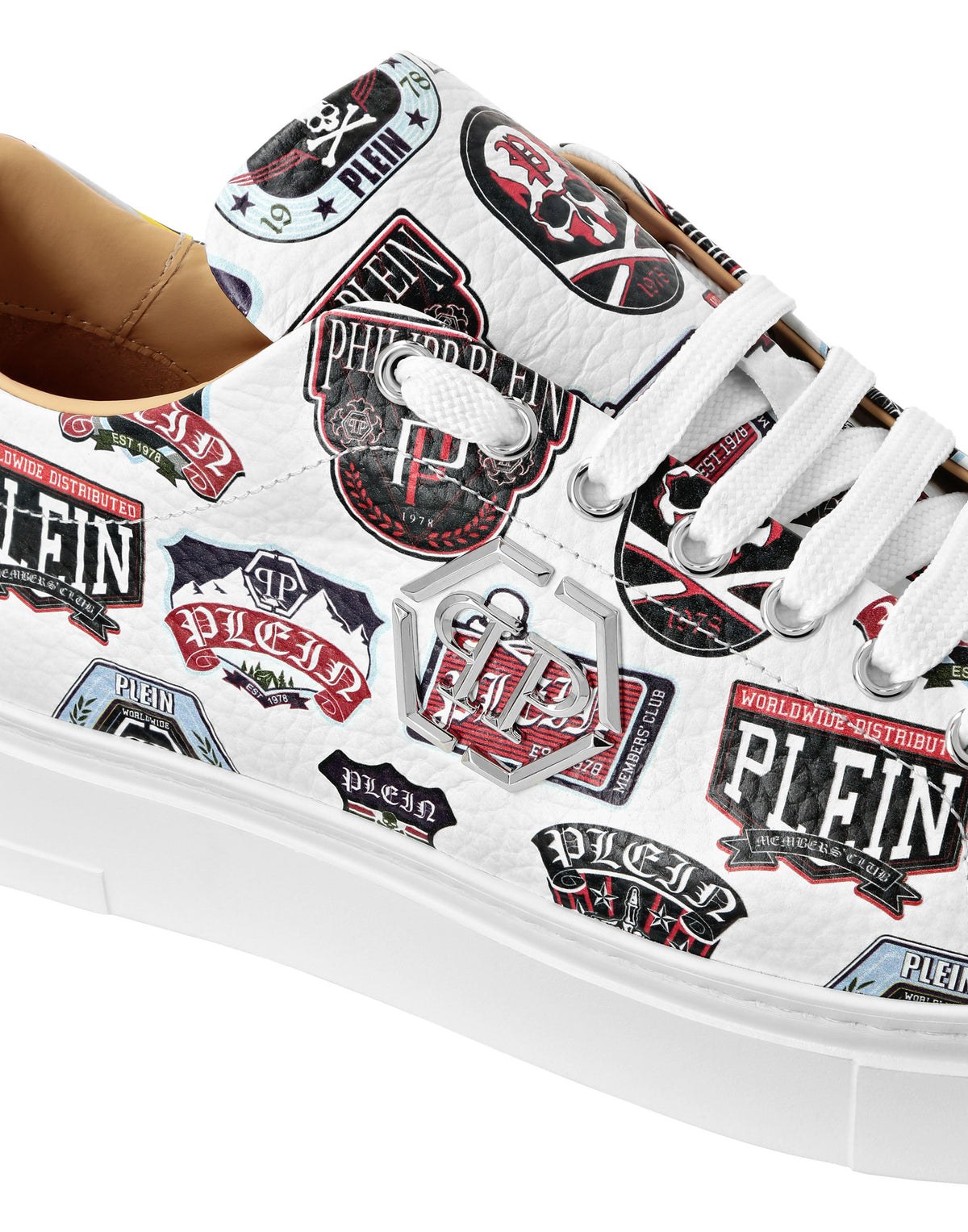 Low-Top Sneakers Carson Patches