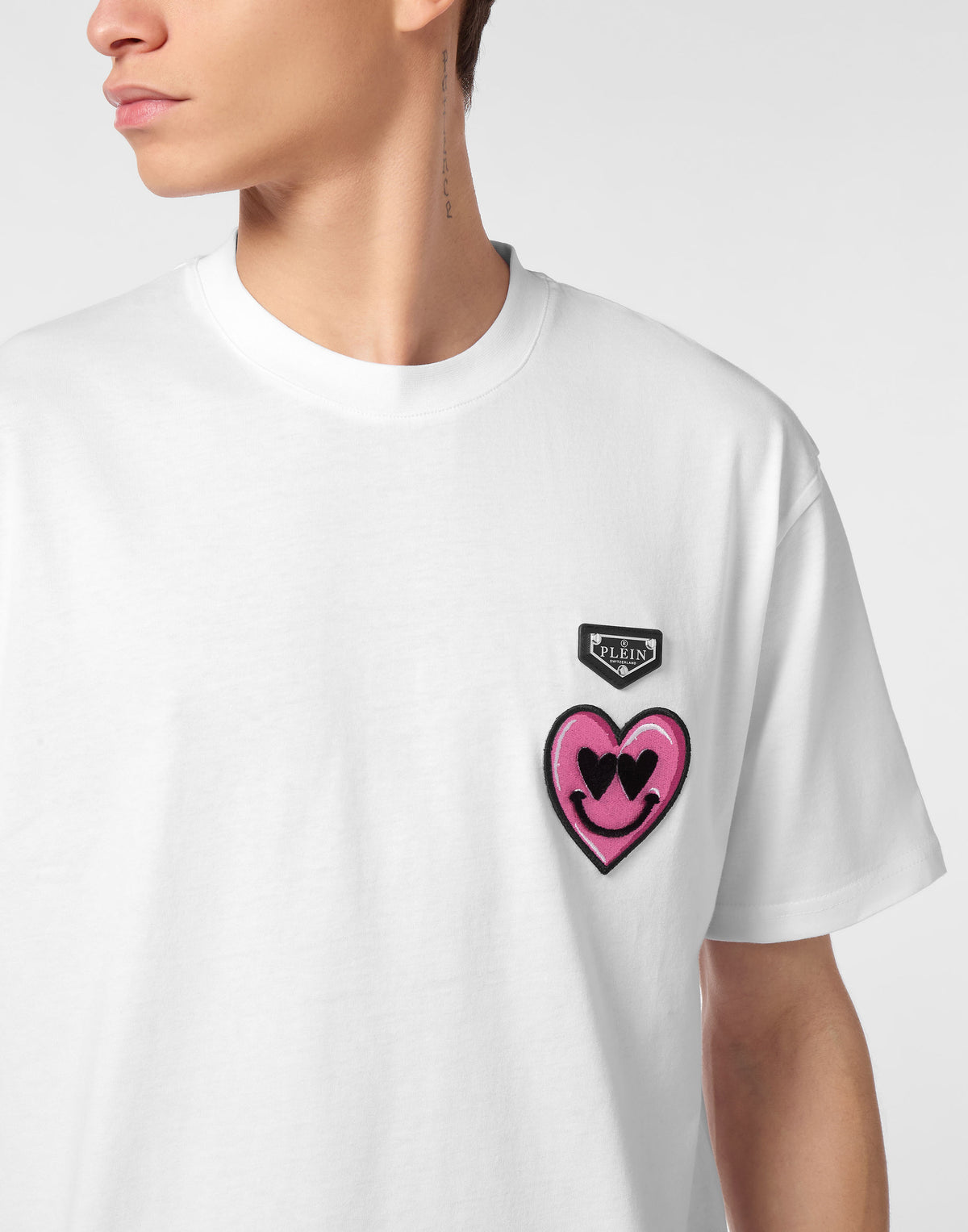 Round Neck T-Shirt Smile Patch