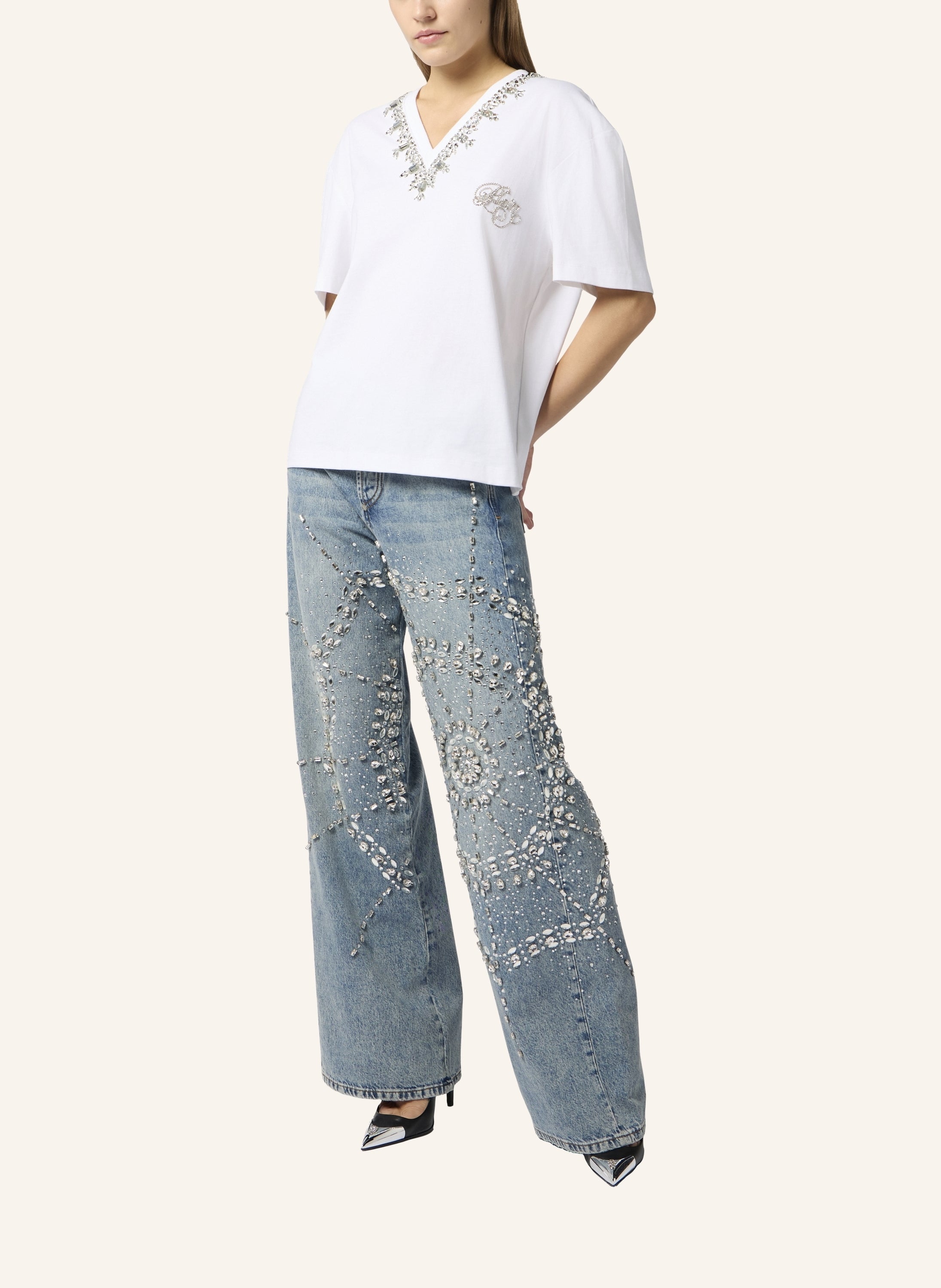 Man Fit V-Neck T-Shirt Crystals