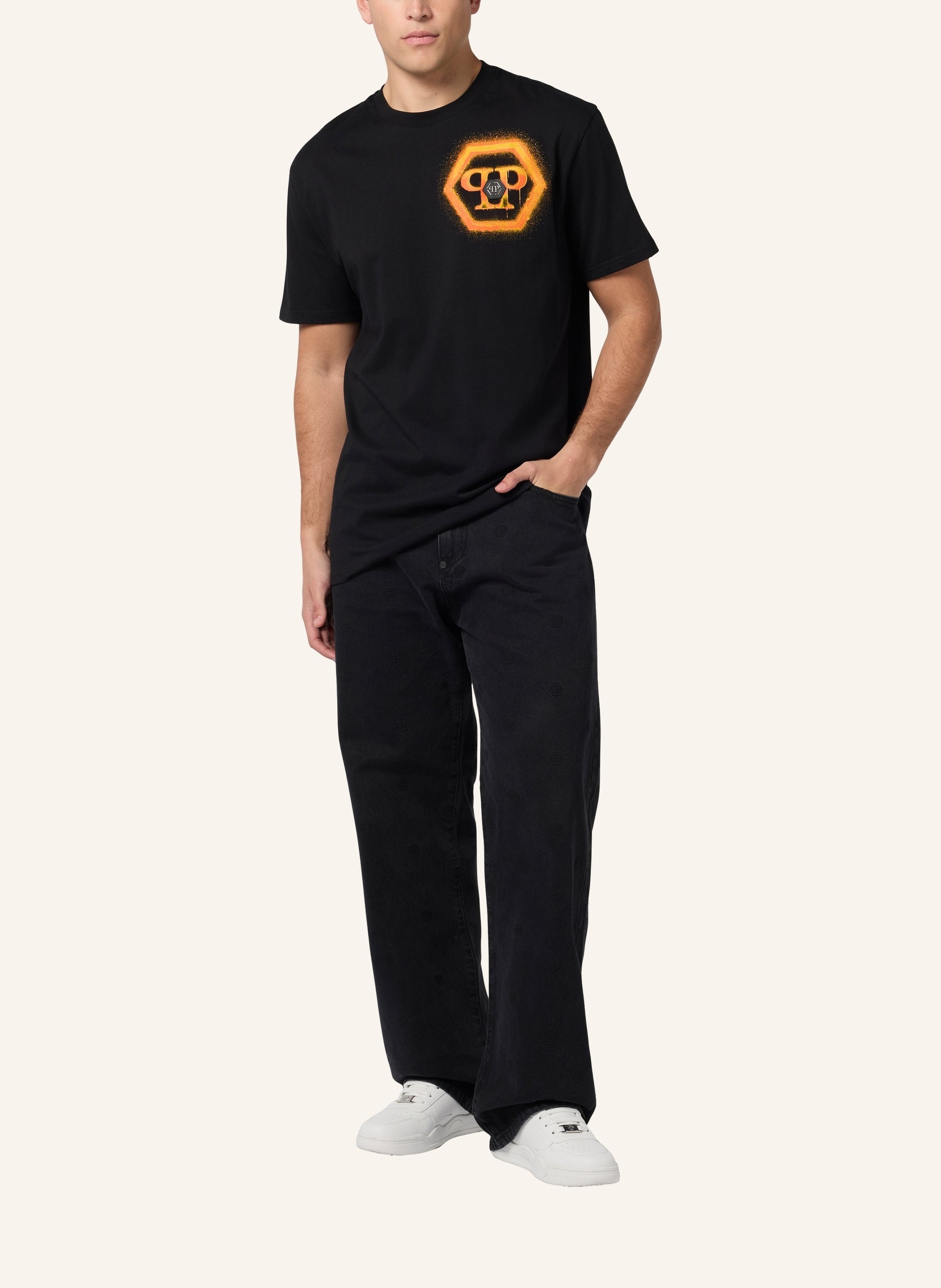 Round Neck T-Shirt Spray Hexagon