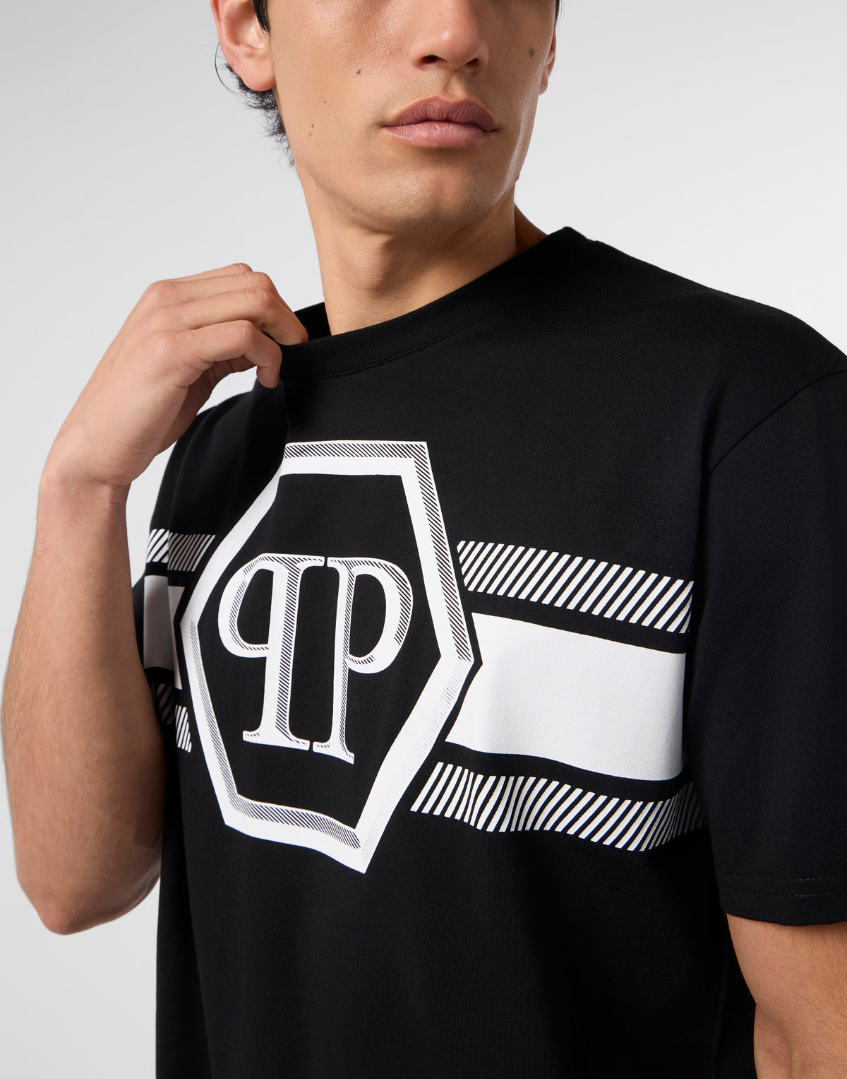 Round Neck T-Shirt Hexagon Line