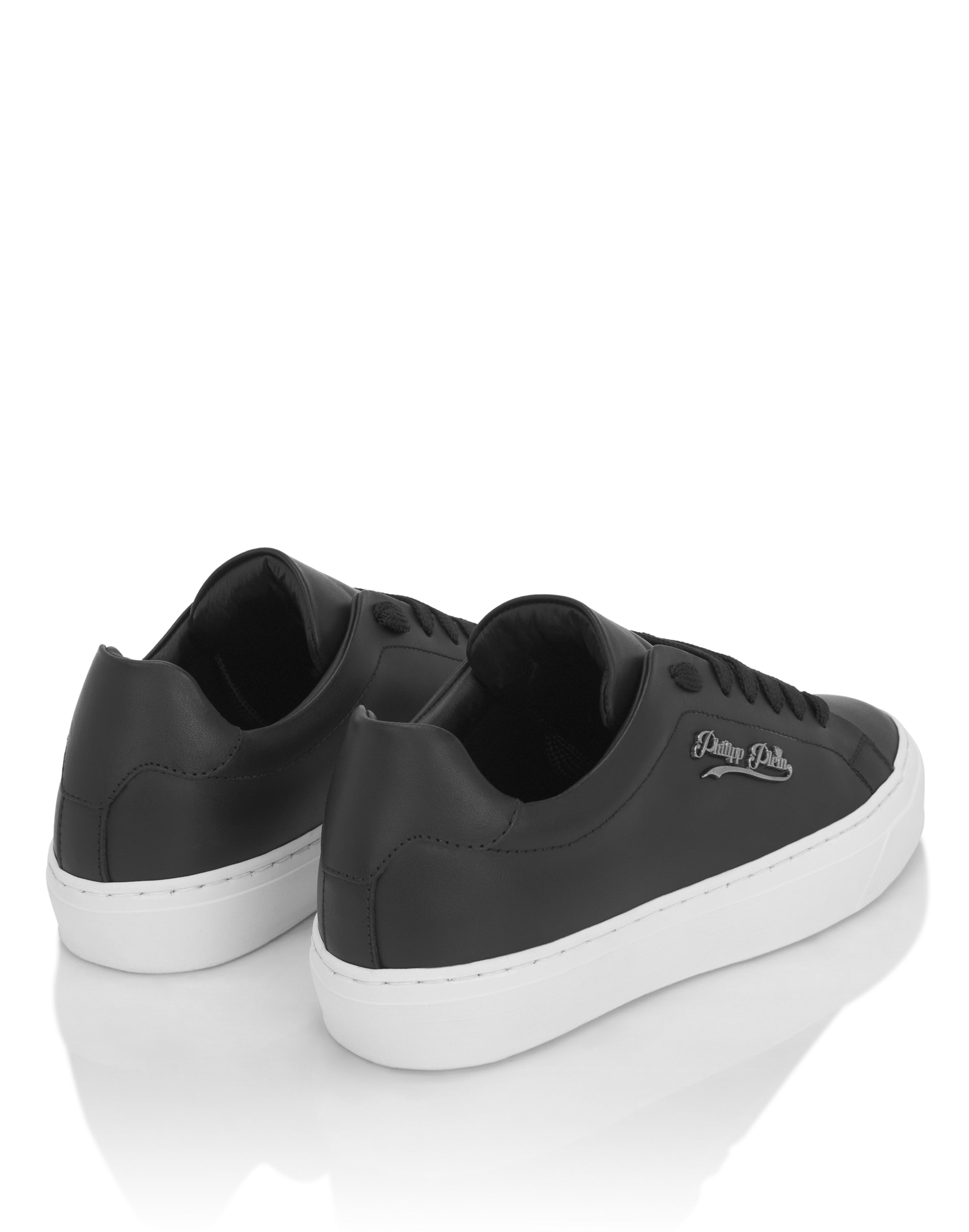 Lo-Top Sneakers SIGNATURE