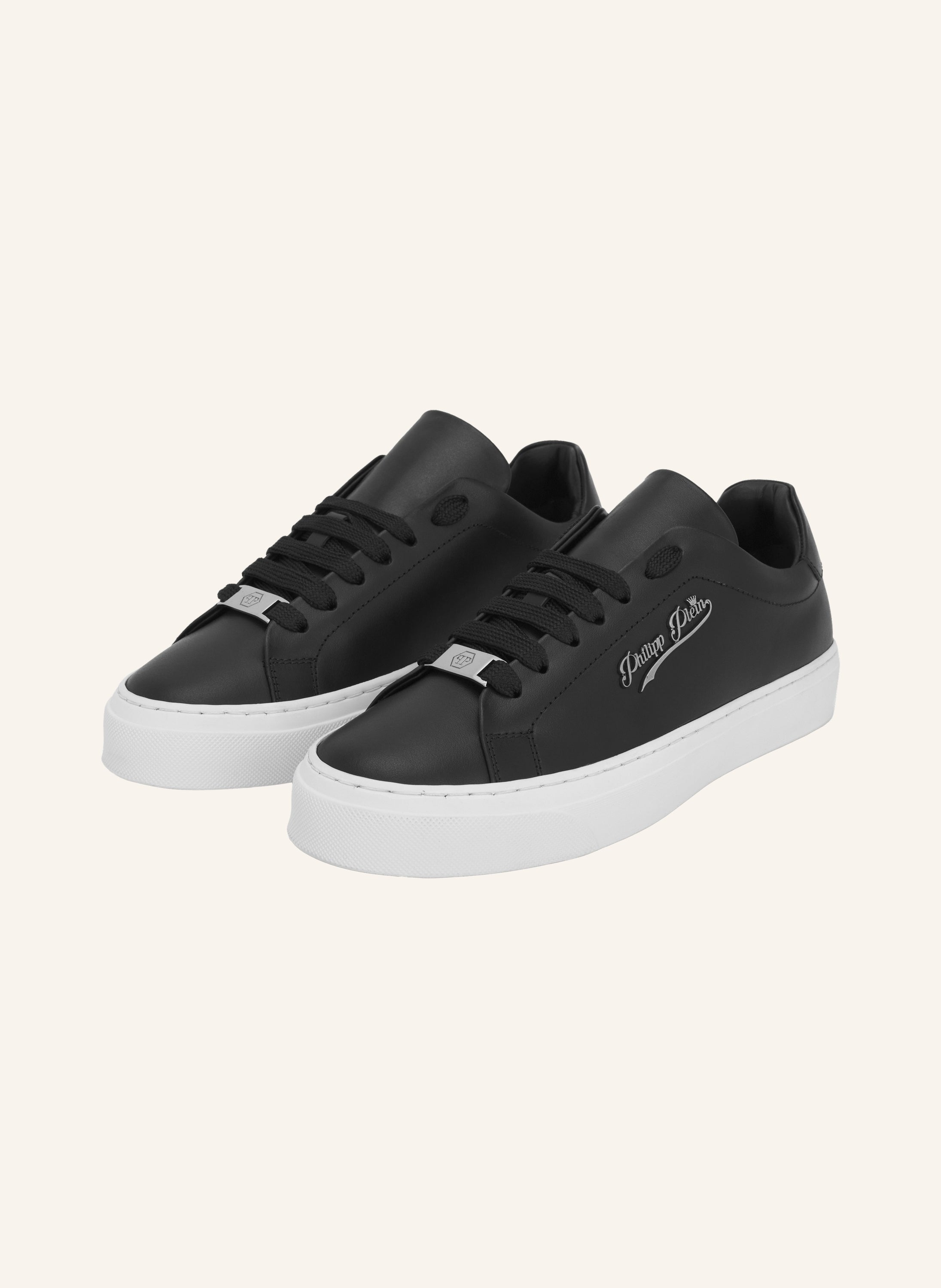 Lo-Top Sneakers SIGNATURE