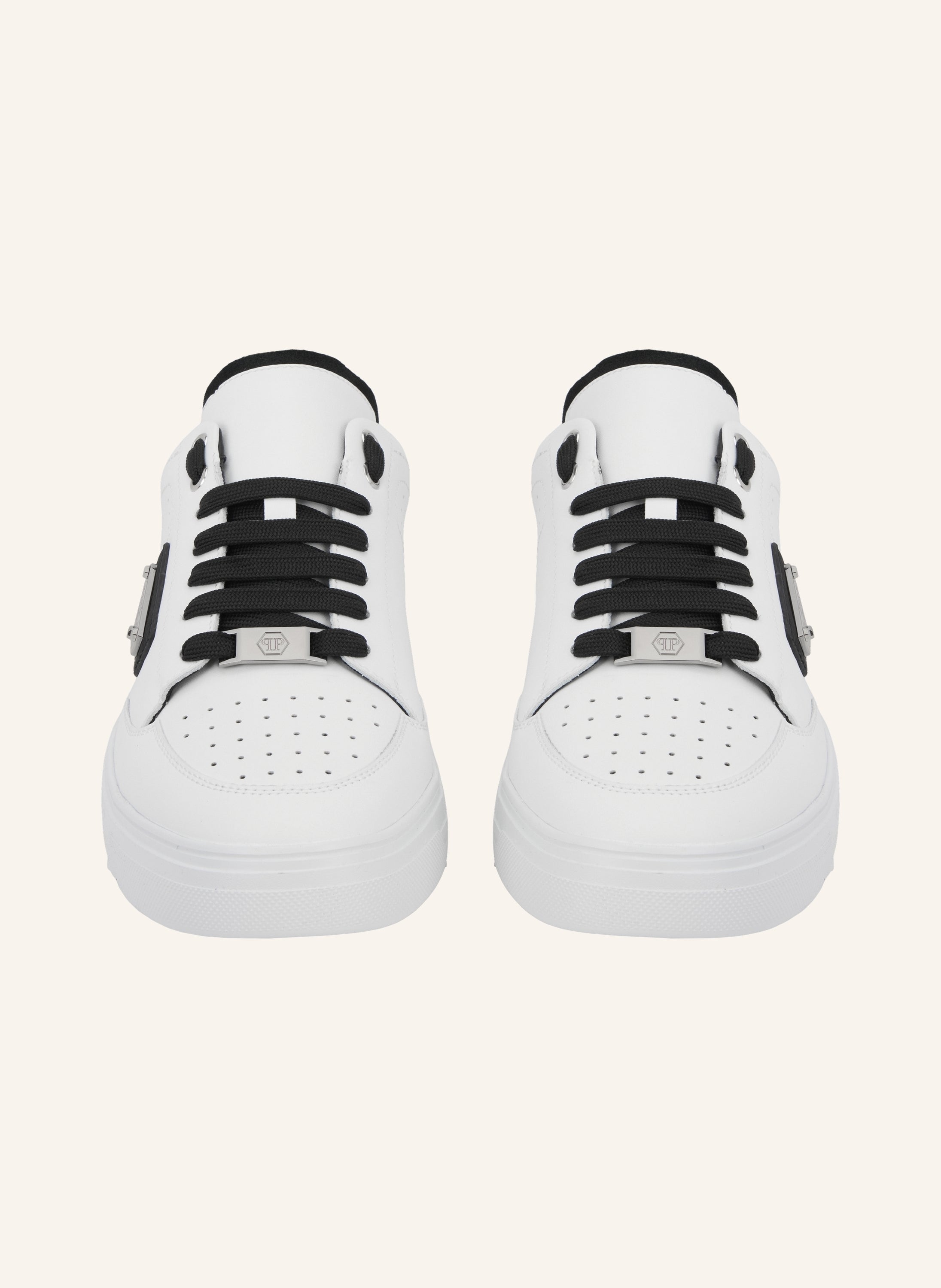 Low-Top Sneakers Triangle