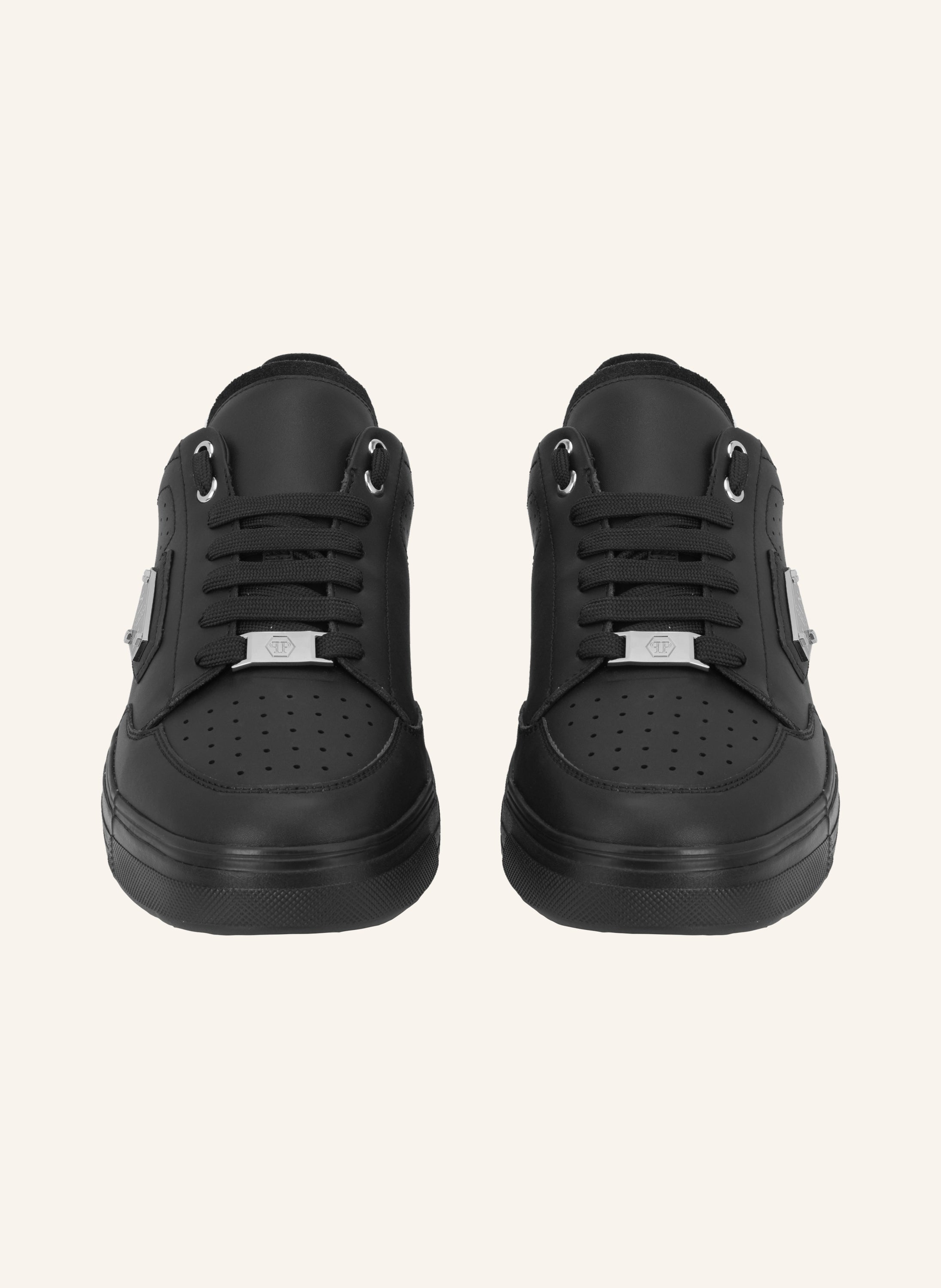 Low-Top Sneakers Triangle