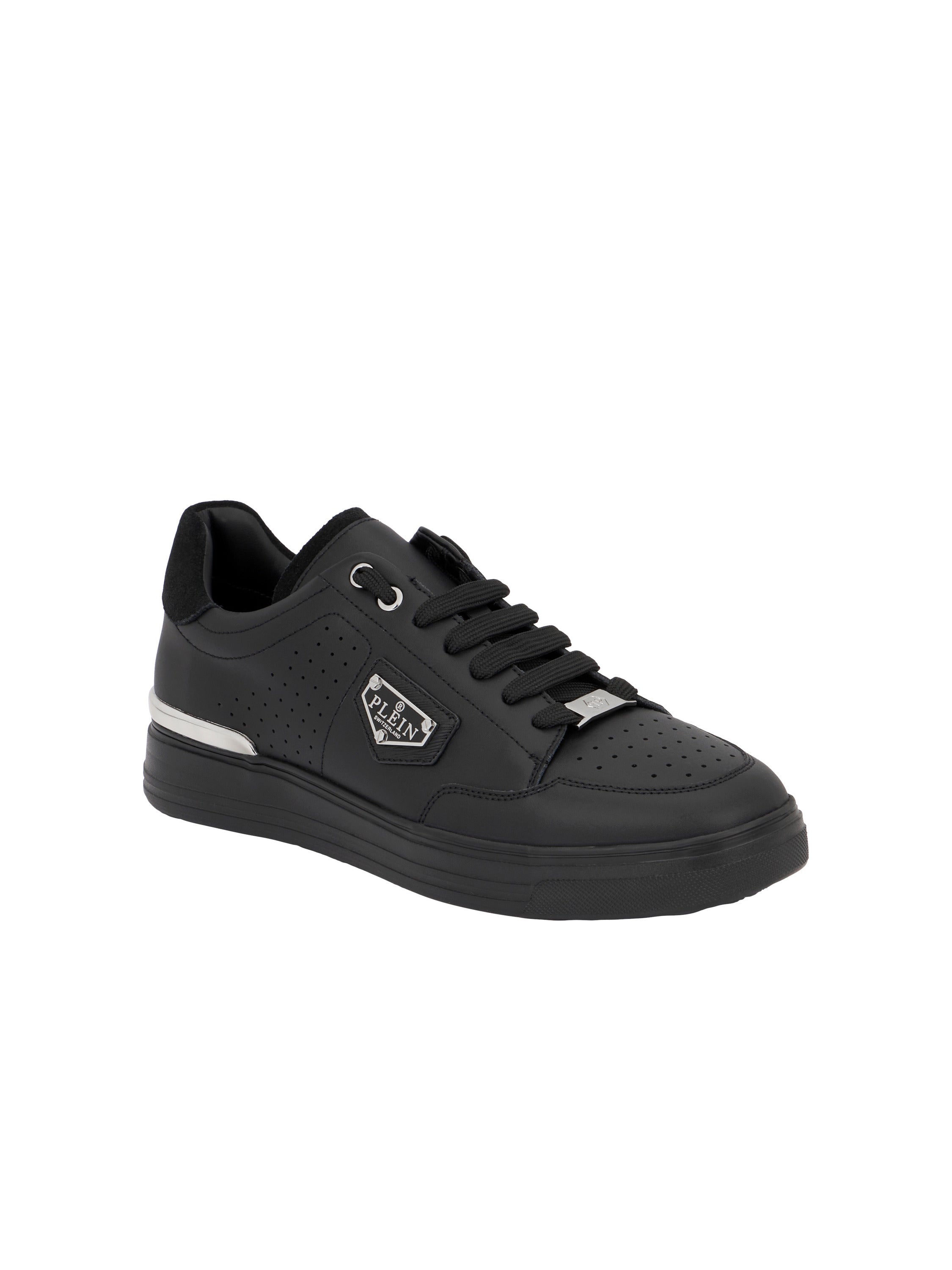 Low-Top Sneakers Triangle