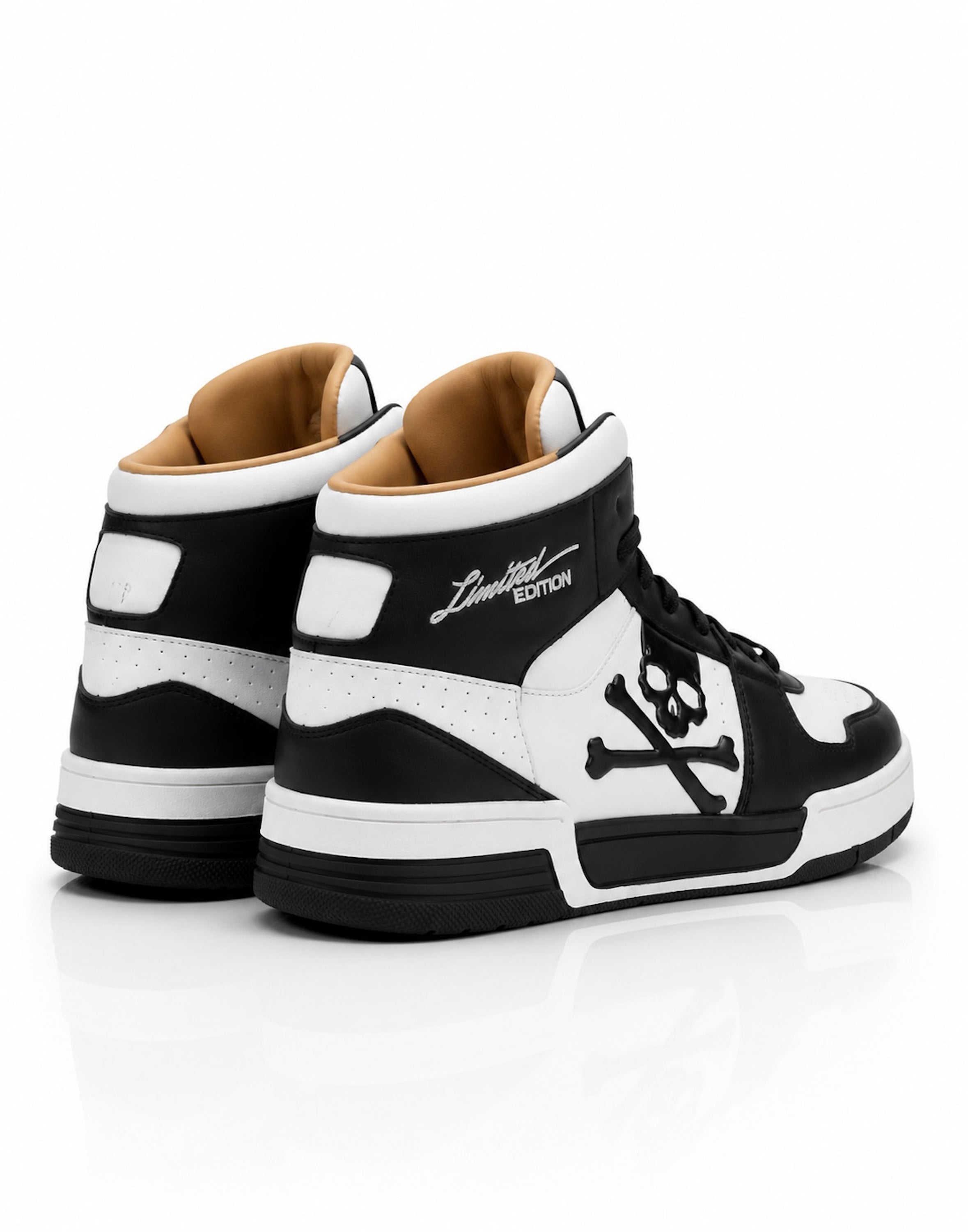Hi-Top Sneakers Notorius