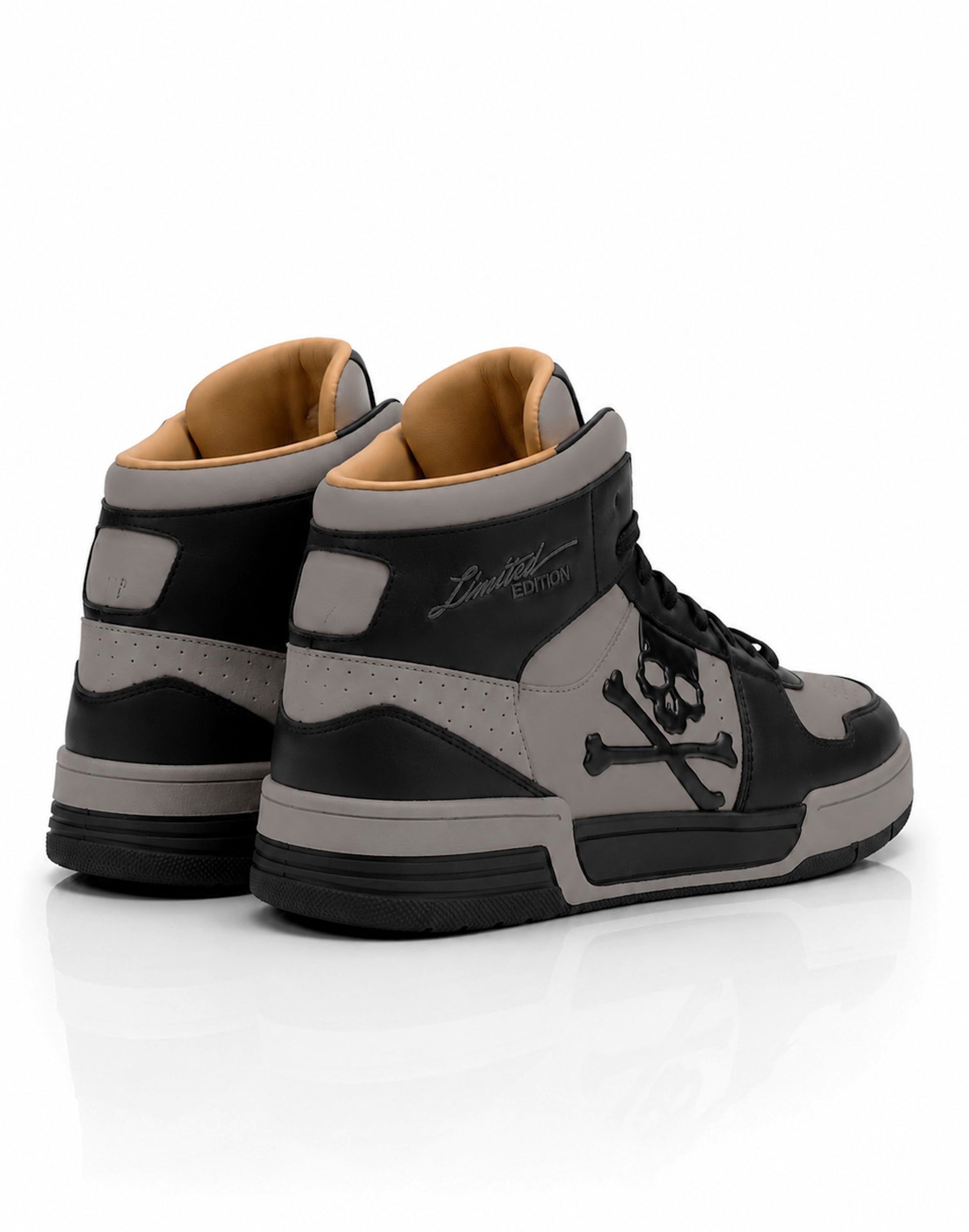 Hi-Top Sneakers Notorius