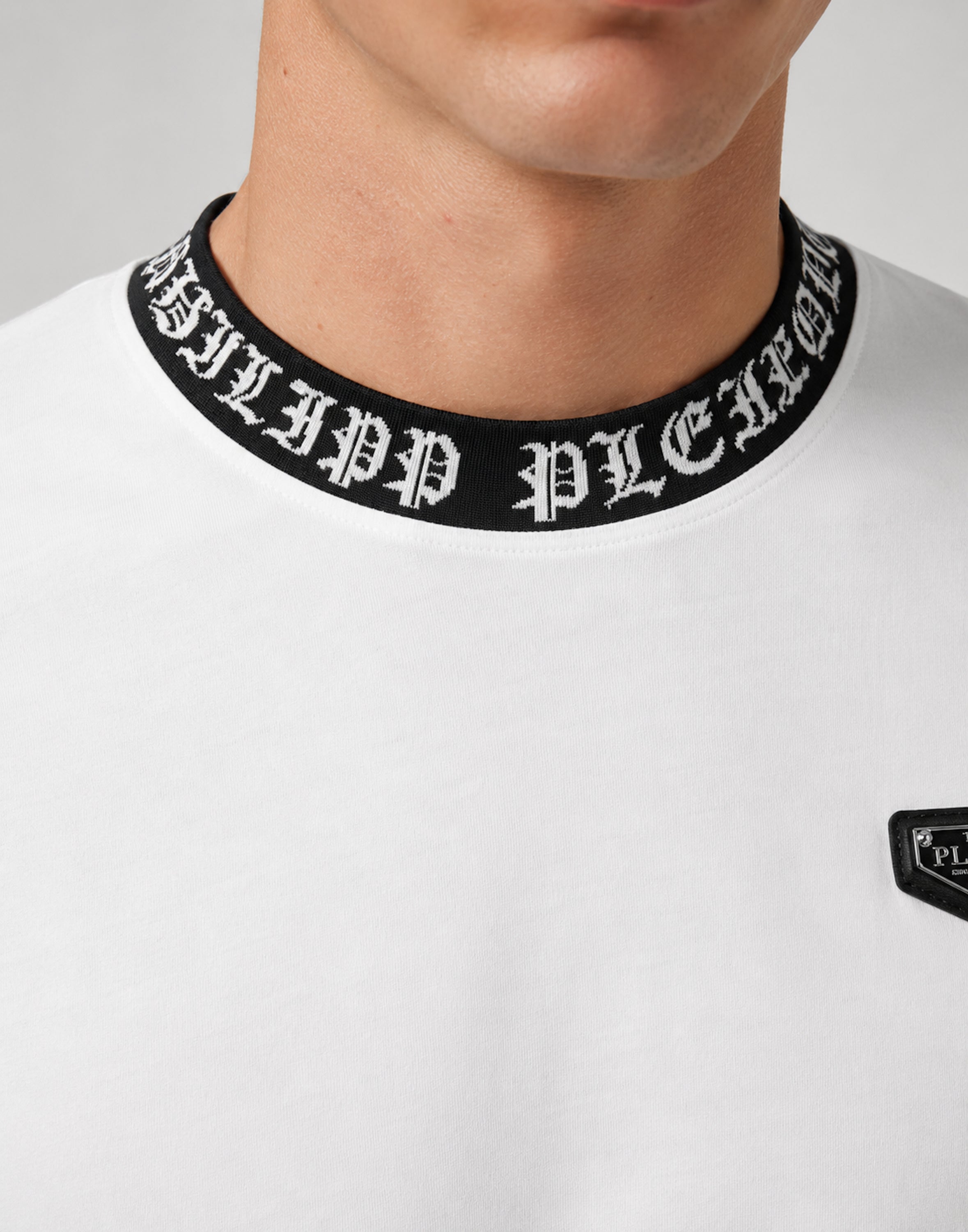 T-Shirt Round Neck Ss