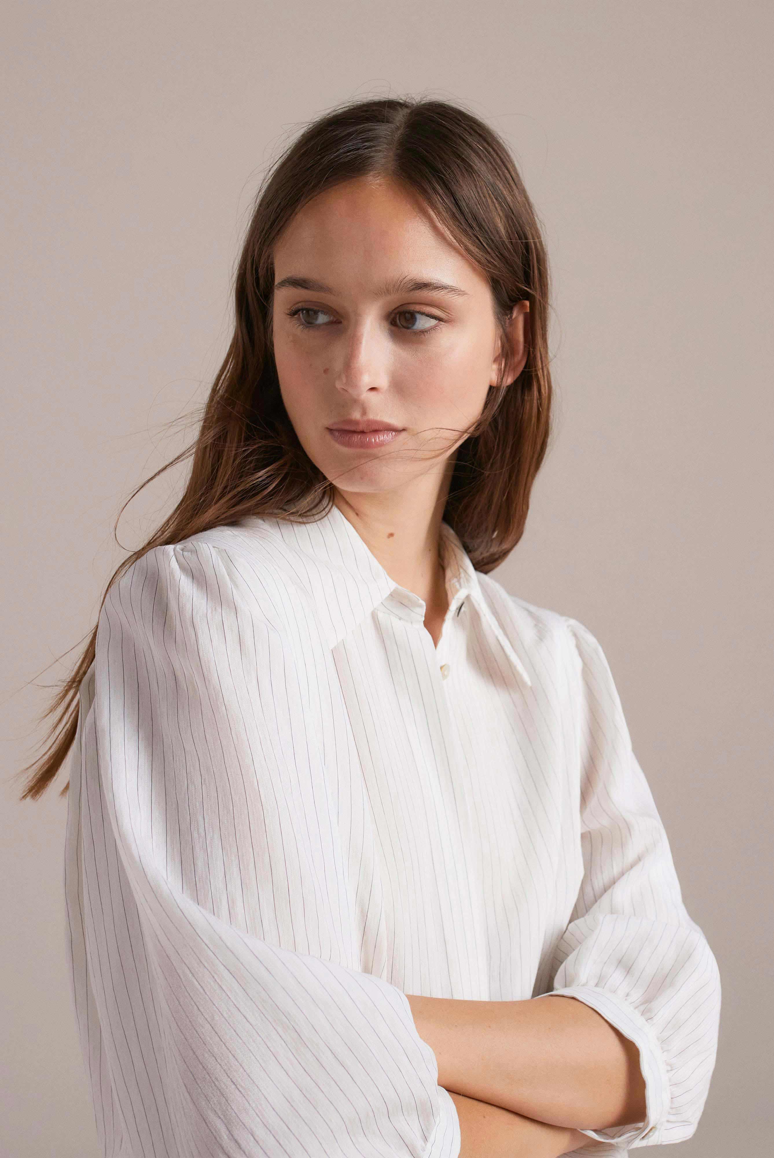 Bluse aus Viskose mit Nadelsteifen