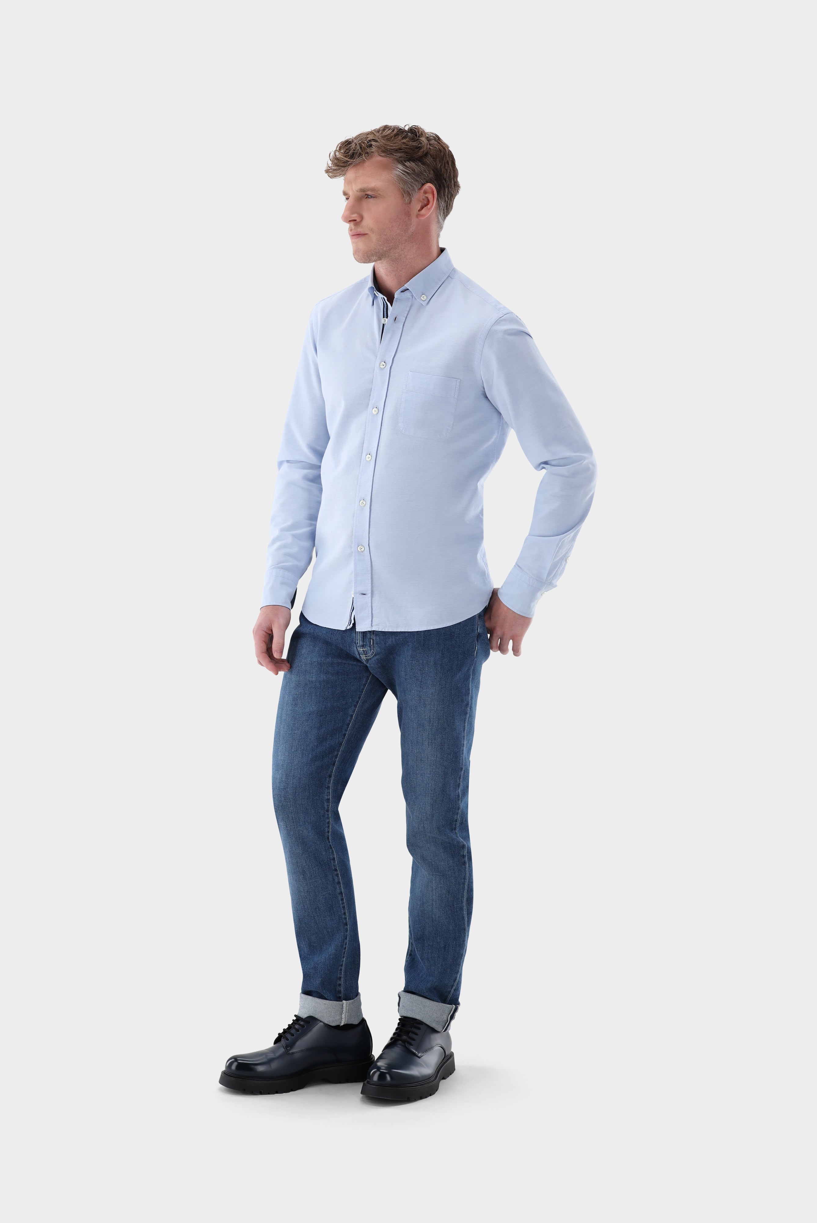 Oxford shirt with contrasting tailor fit