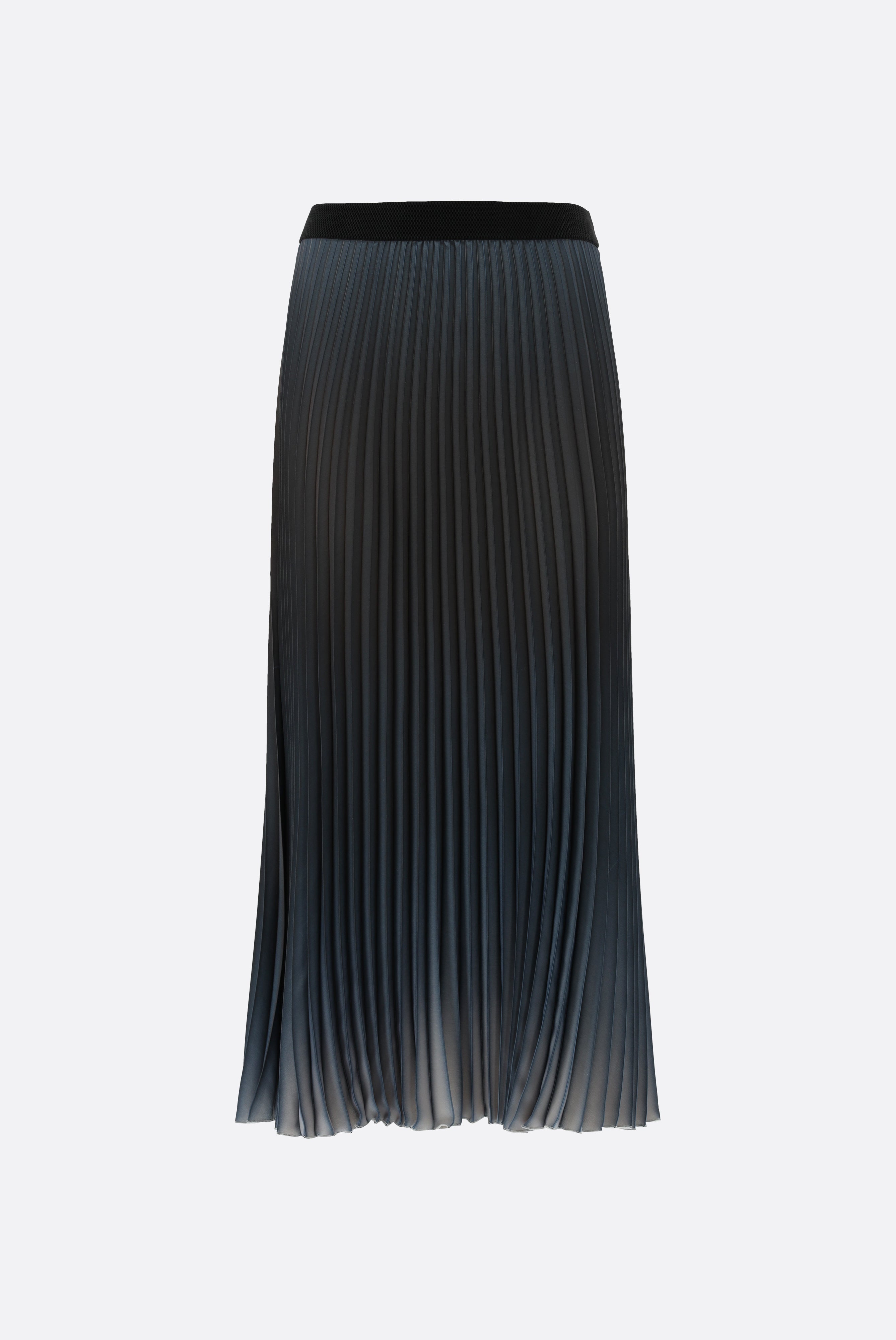 Pleated skirt with color gradient