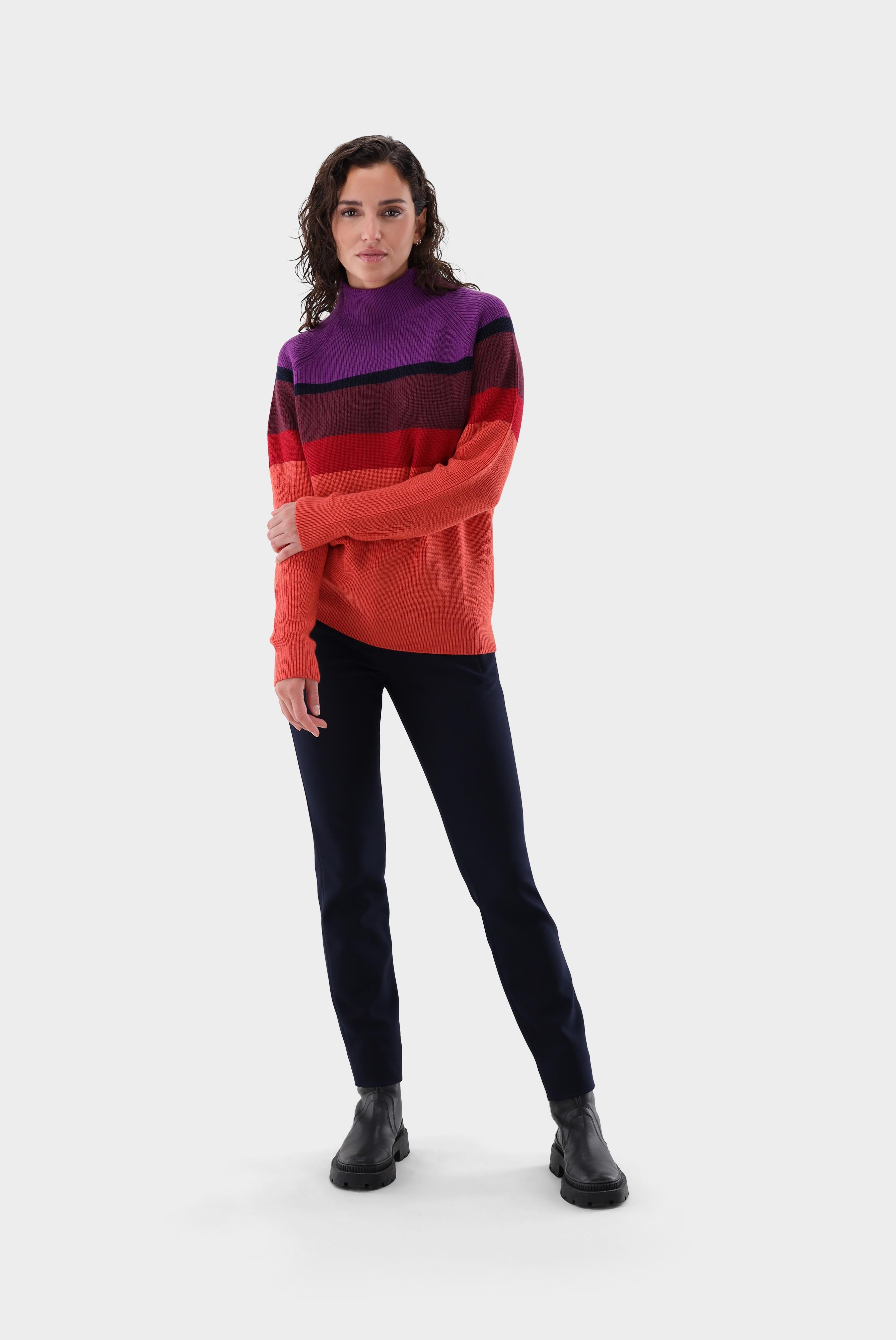 Stehkragenpullover mit Farb Muster