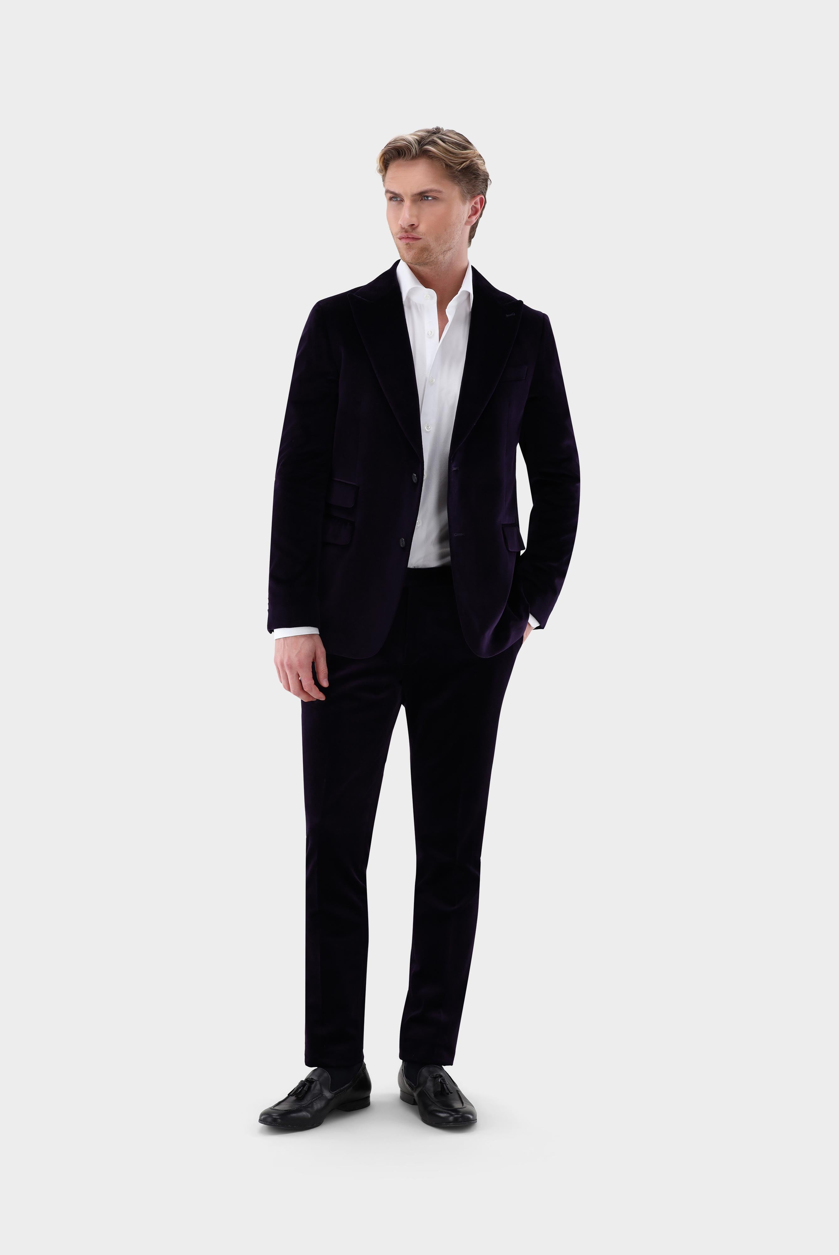 Sakko aus Samt mit Spitzfasson