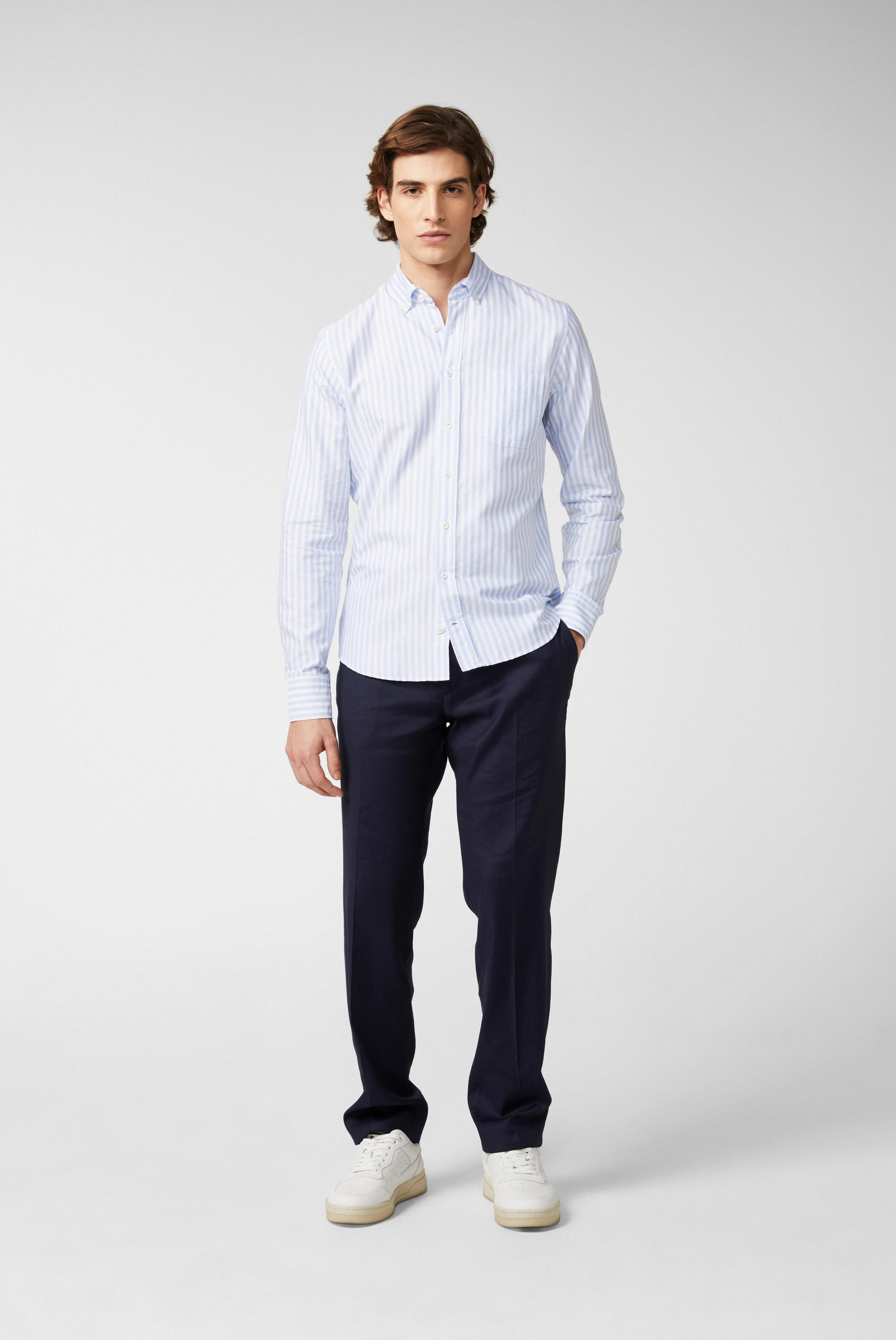 Classic striped shirt with fine Oxford wash, coral