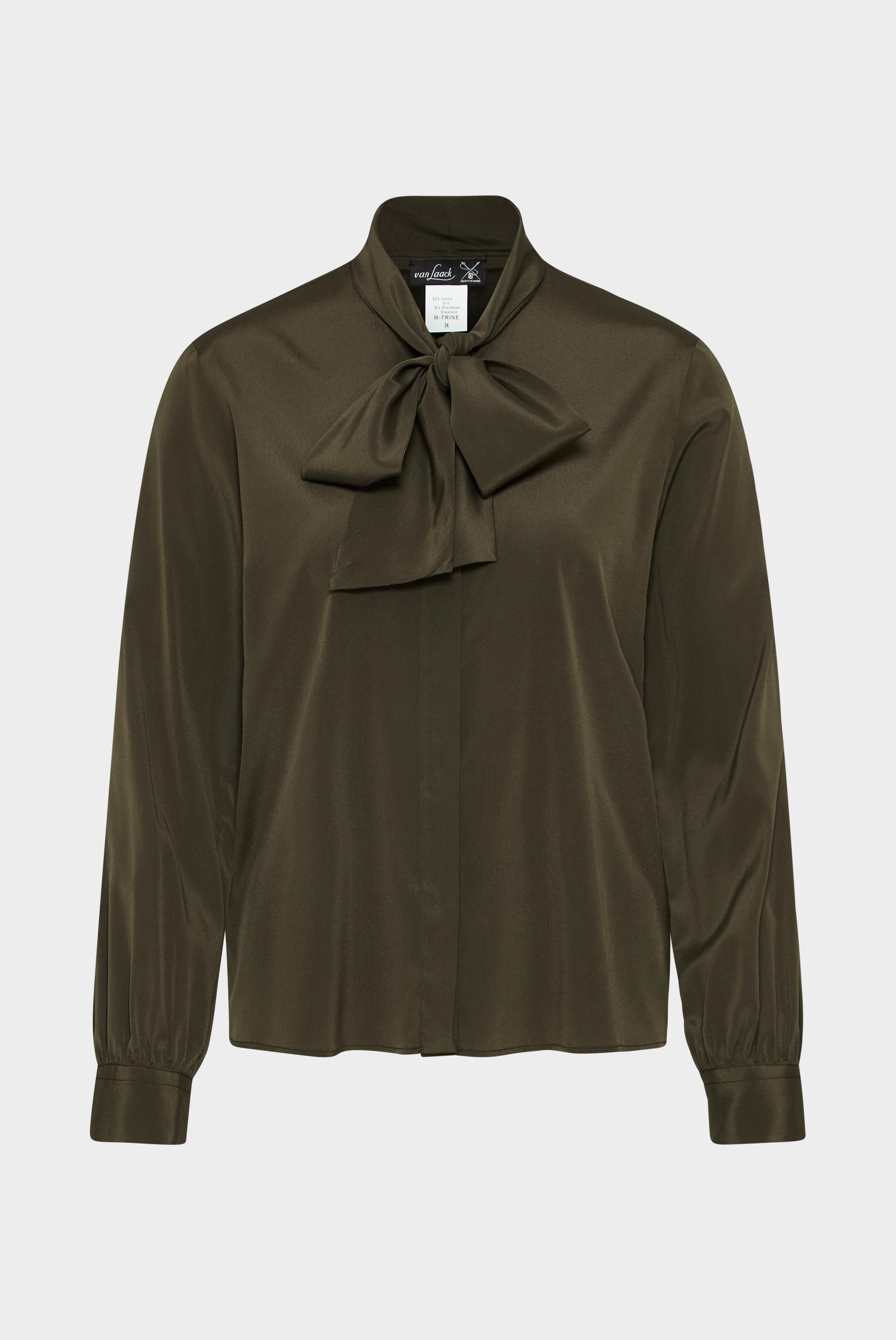 Blouse with bow 