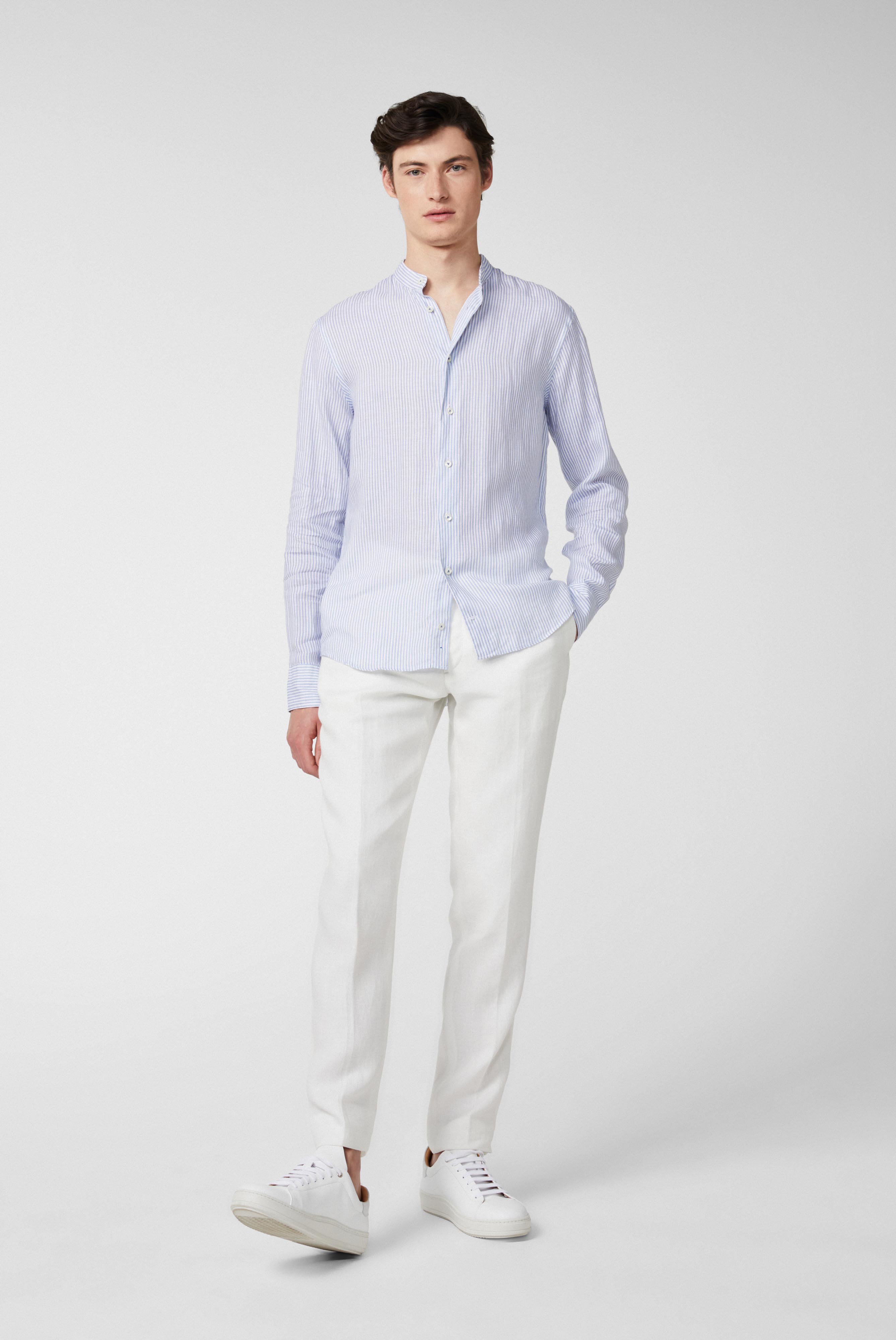 Gestreiftes Leinenhemd mit Stehkragen