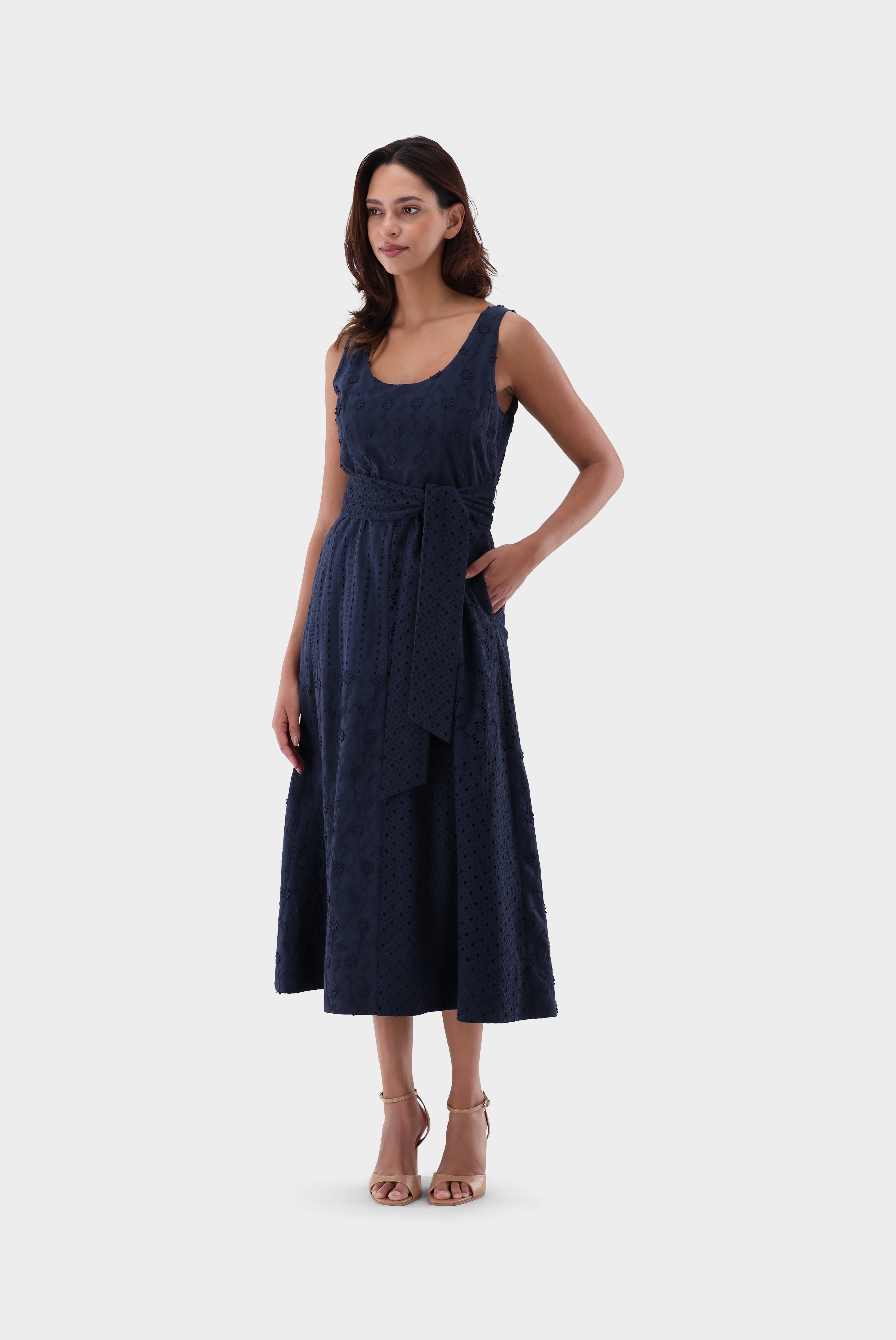 Van Laack-Ärmelloses Midi-Kleid mit Patchwork-Lochstickerei-Kleider & Röcke-Black-Deal-Outlet-by-ARCHIVIST