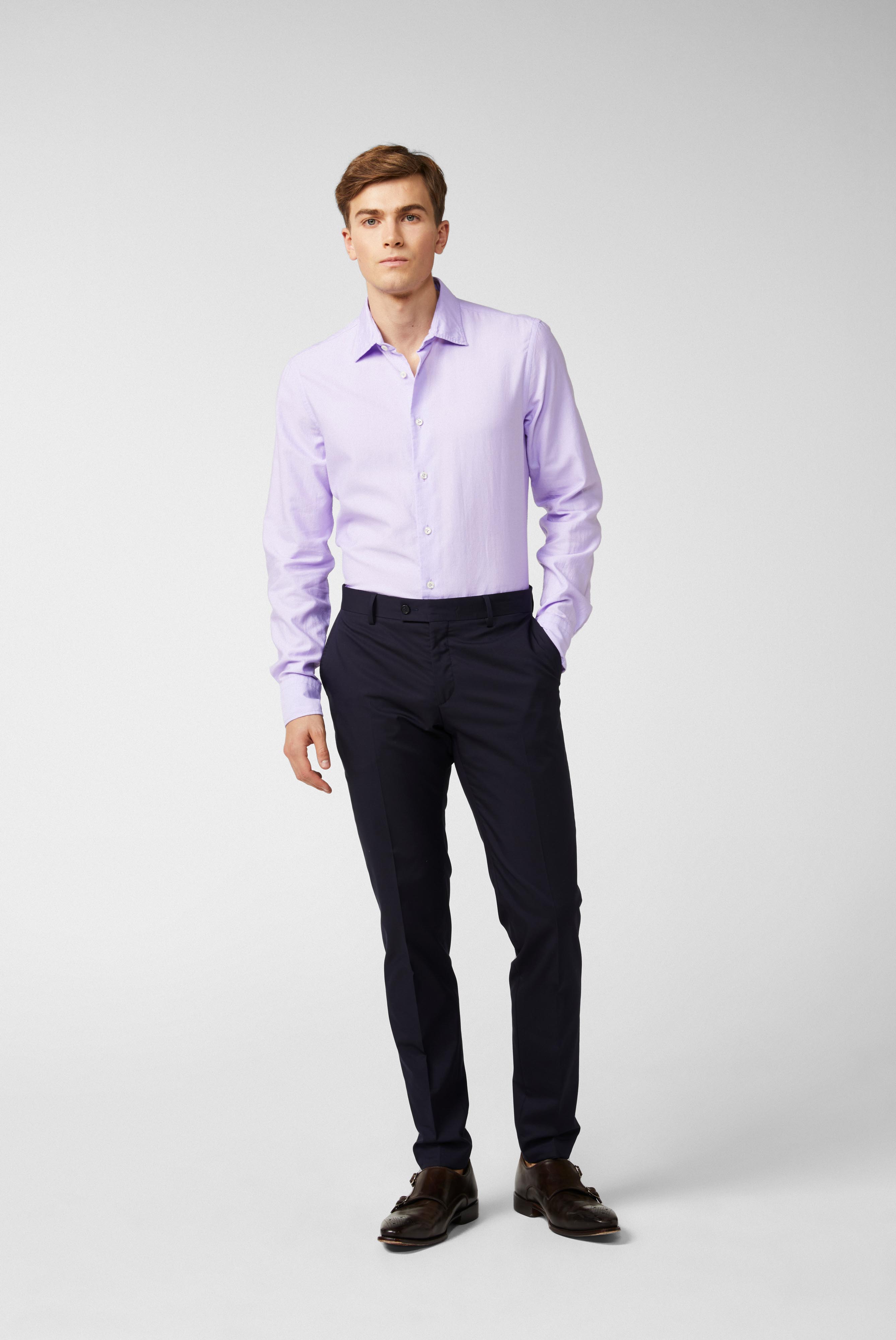 Twill shirt with a small Kent collar