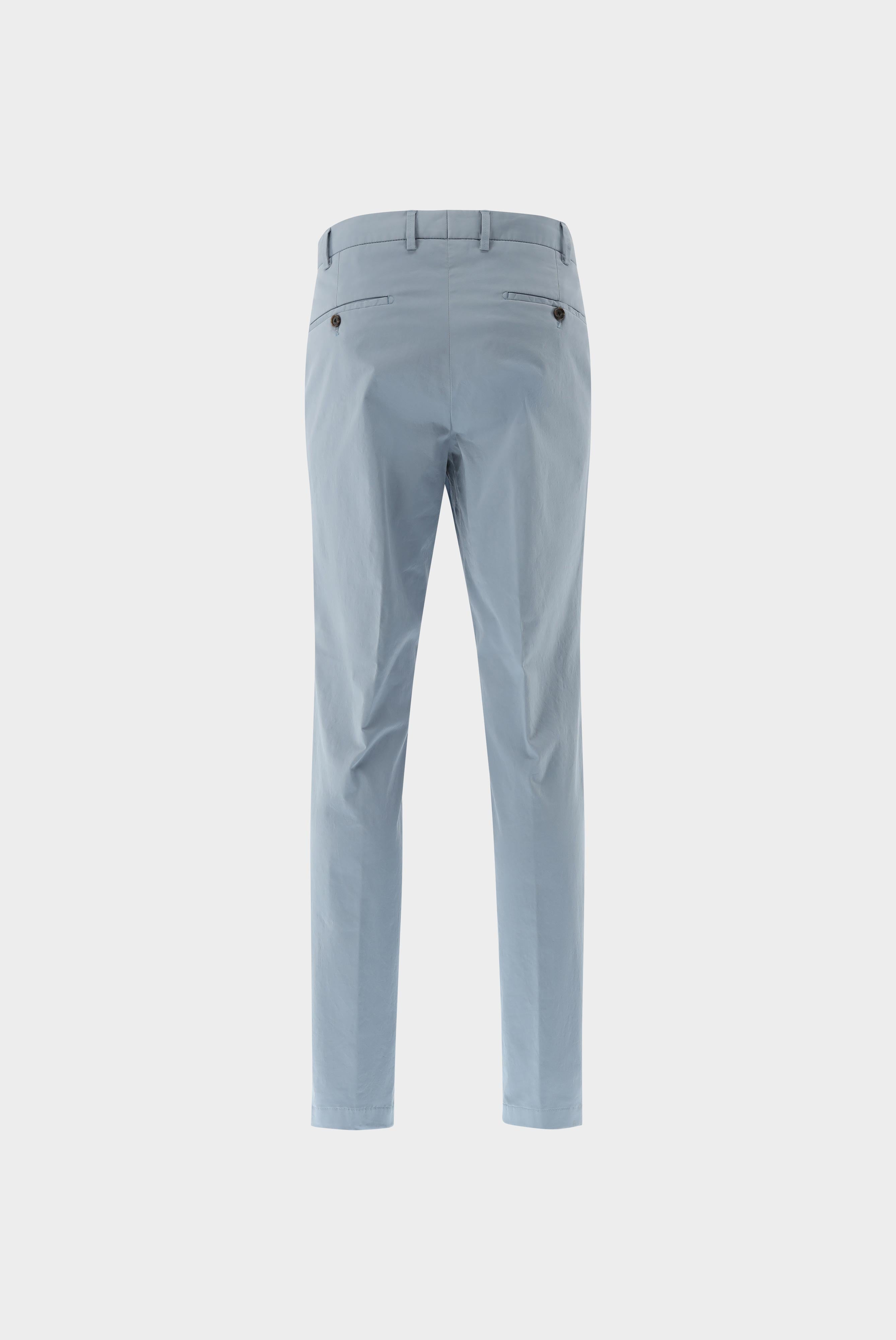 Taillierte Chino aus Baumwolle mit Stretch