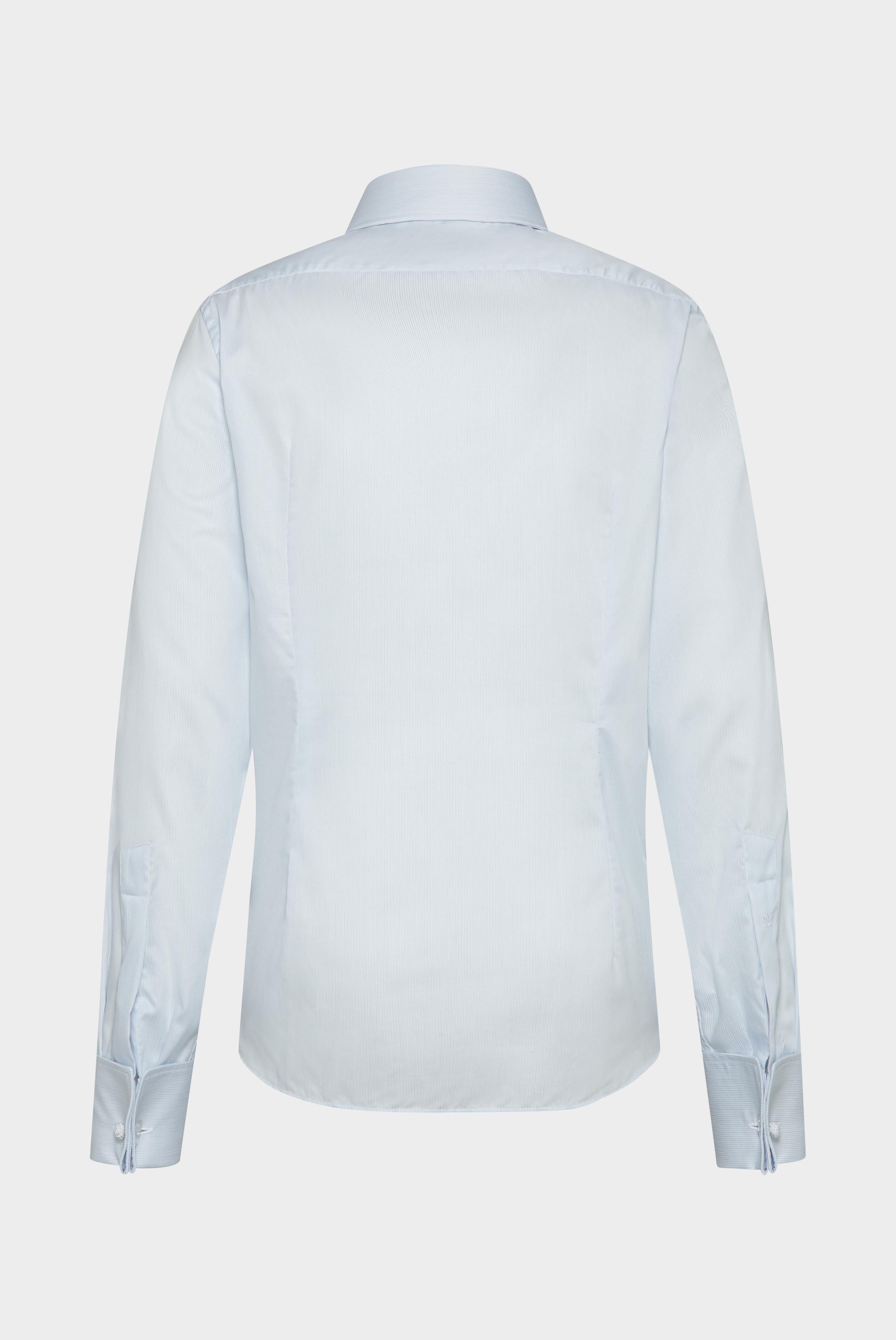 Non-iron business shirt with turn-back cuffs, tailored fit, light blue