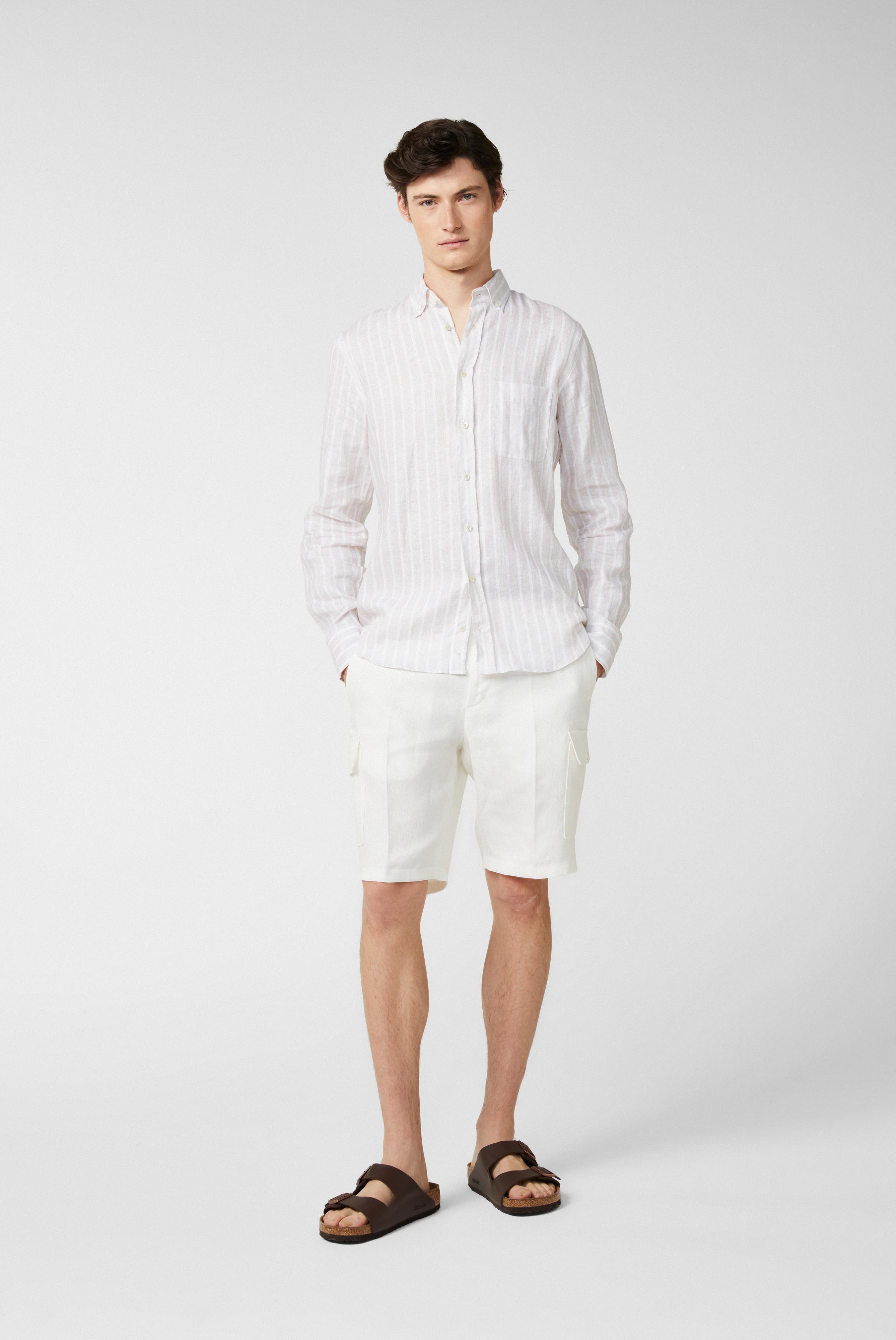 Button-Down-Hemd aus Leinen mit Streifendruck Beige
