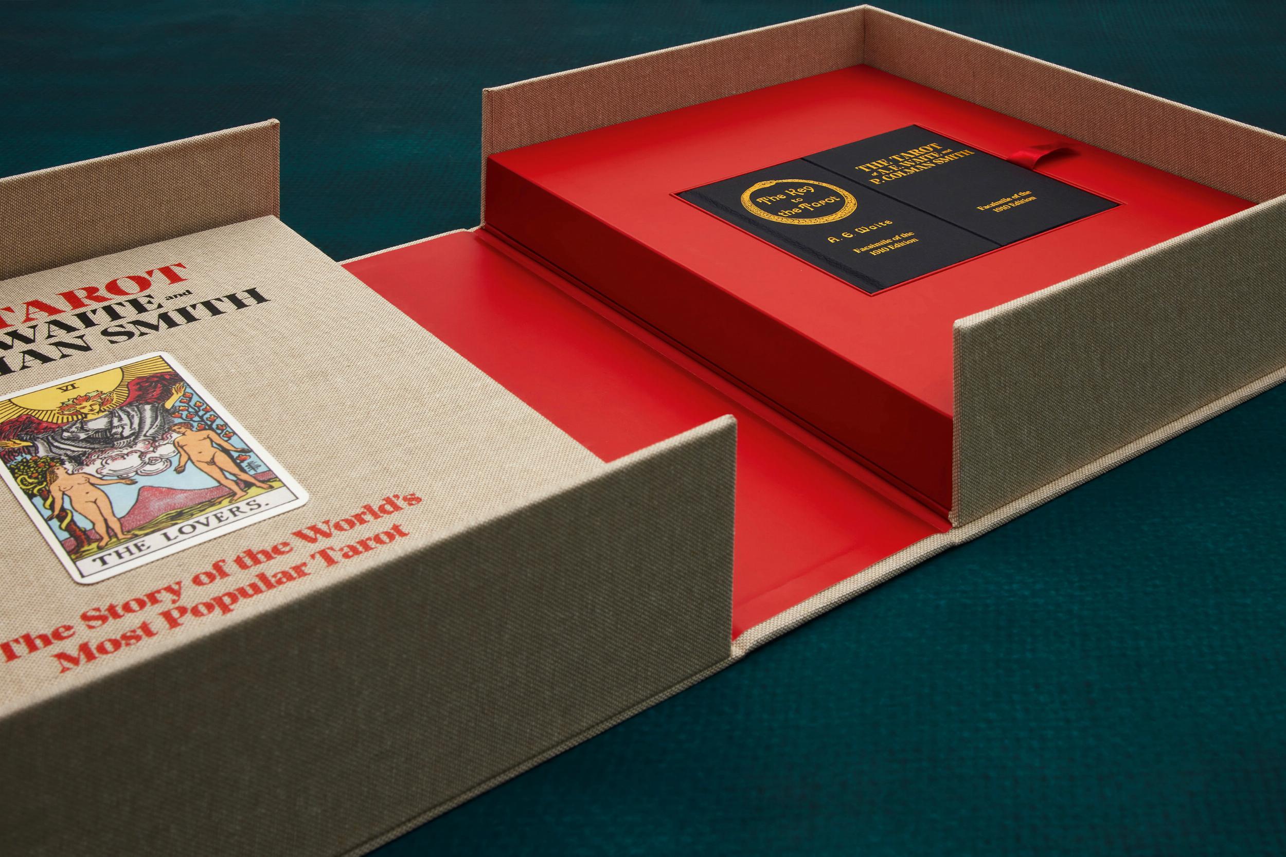 Taschen-El Tarot de A.E. Waite y P. Colman Smith (Spanish)-Esoterica-Black-Deal-Outlet-by-ARCHIVIST