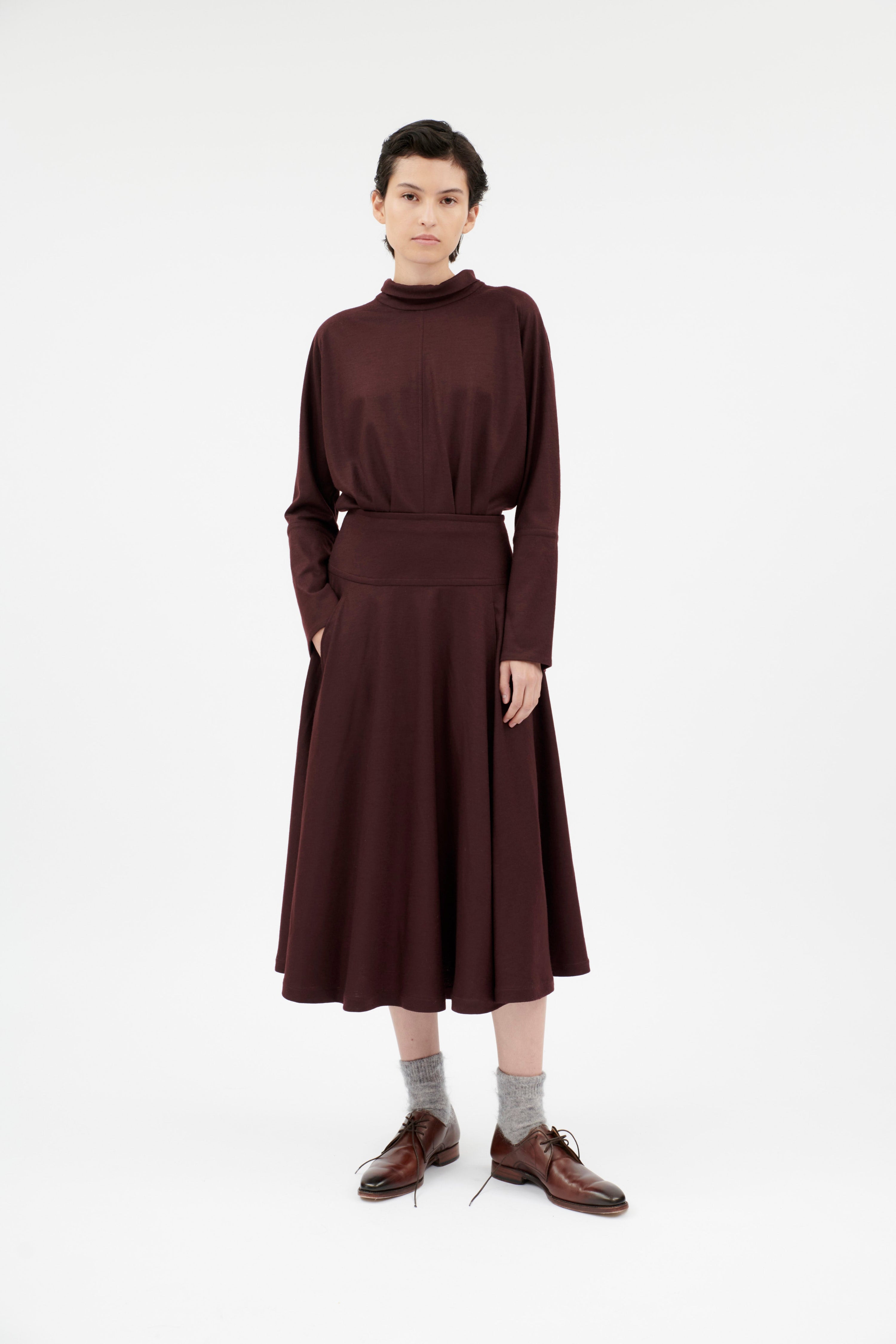 Light Wool Jersey Kleid, Chianti-Hemden & Blusen-Odeeh-OUTLET-34-Chianti-ARCHIVIST-ARCHIVE-SALE