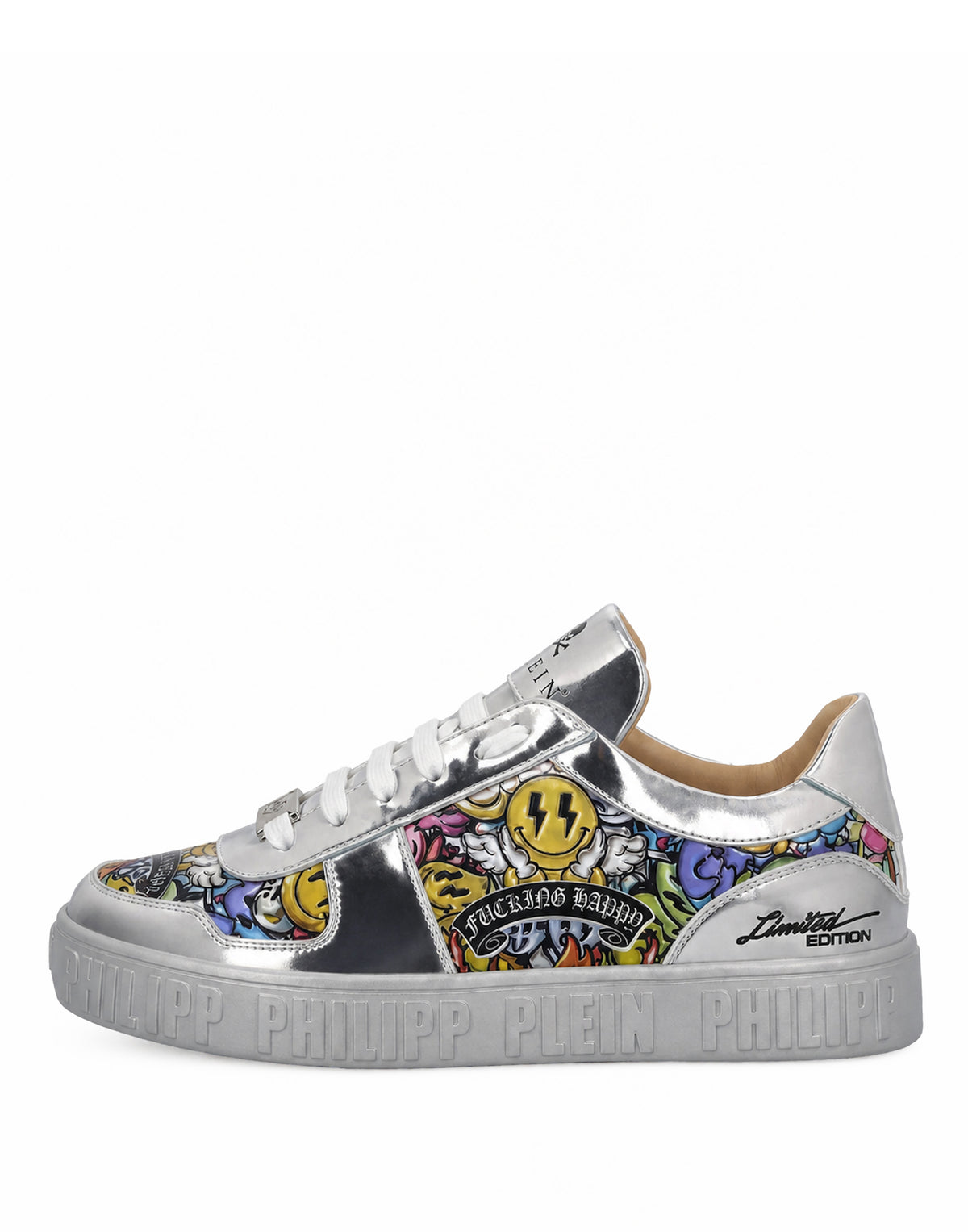 Lo-Top Sneakers Smile All Over
