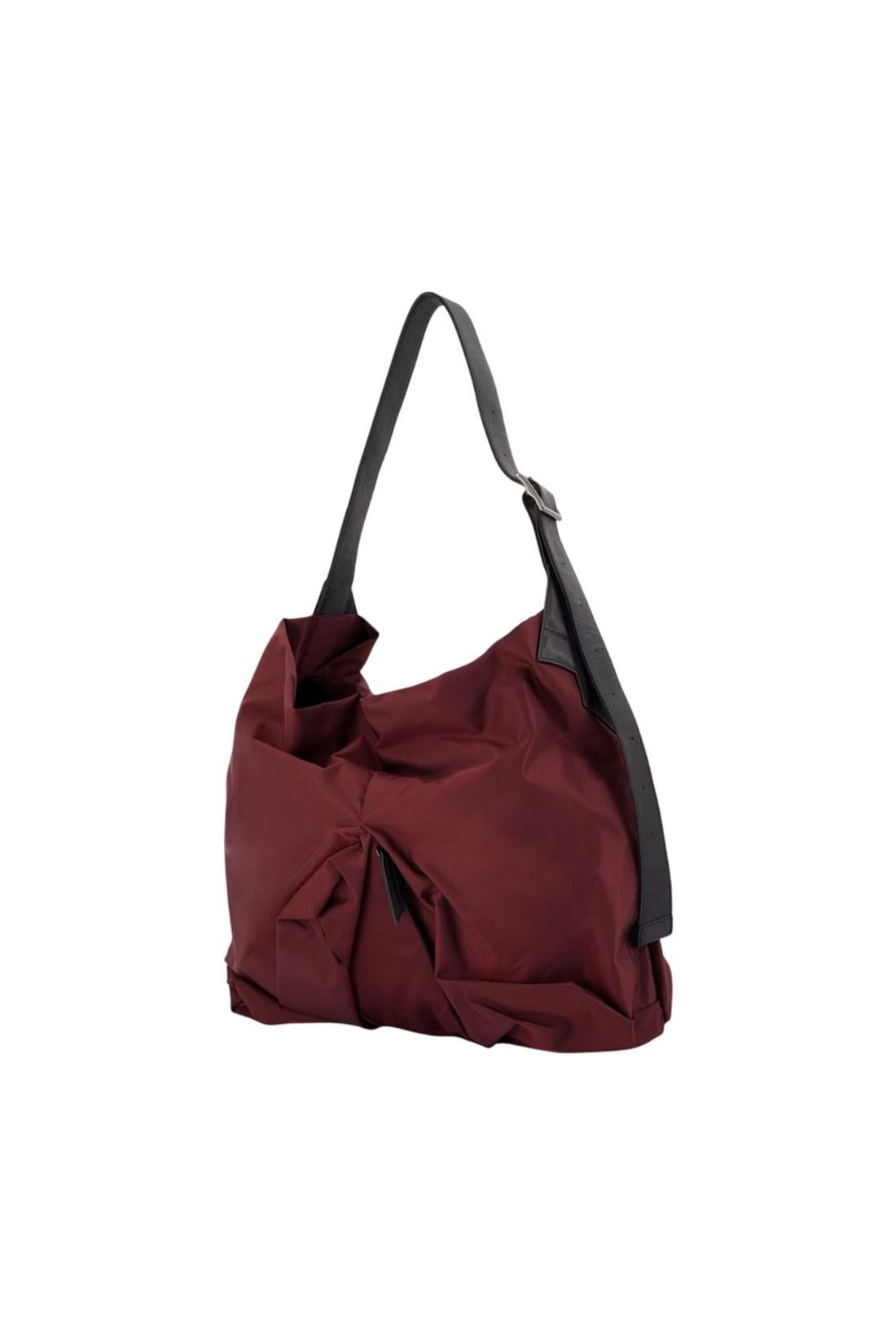 Umhängetasche „Angular“ – YOHJI YAMAMOTO – Nylon – Bordeaux