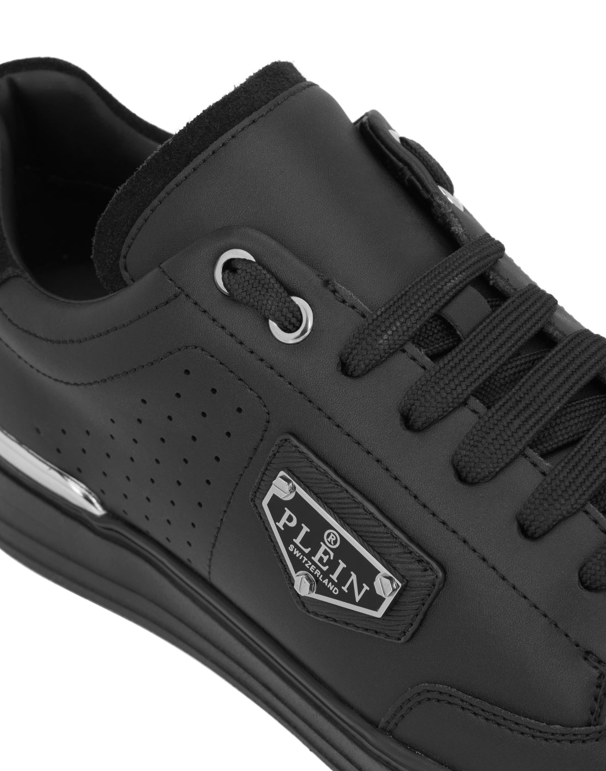 Low-Top Sneakers Triangle