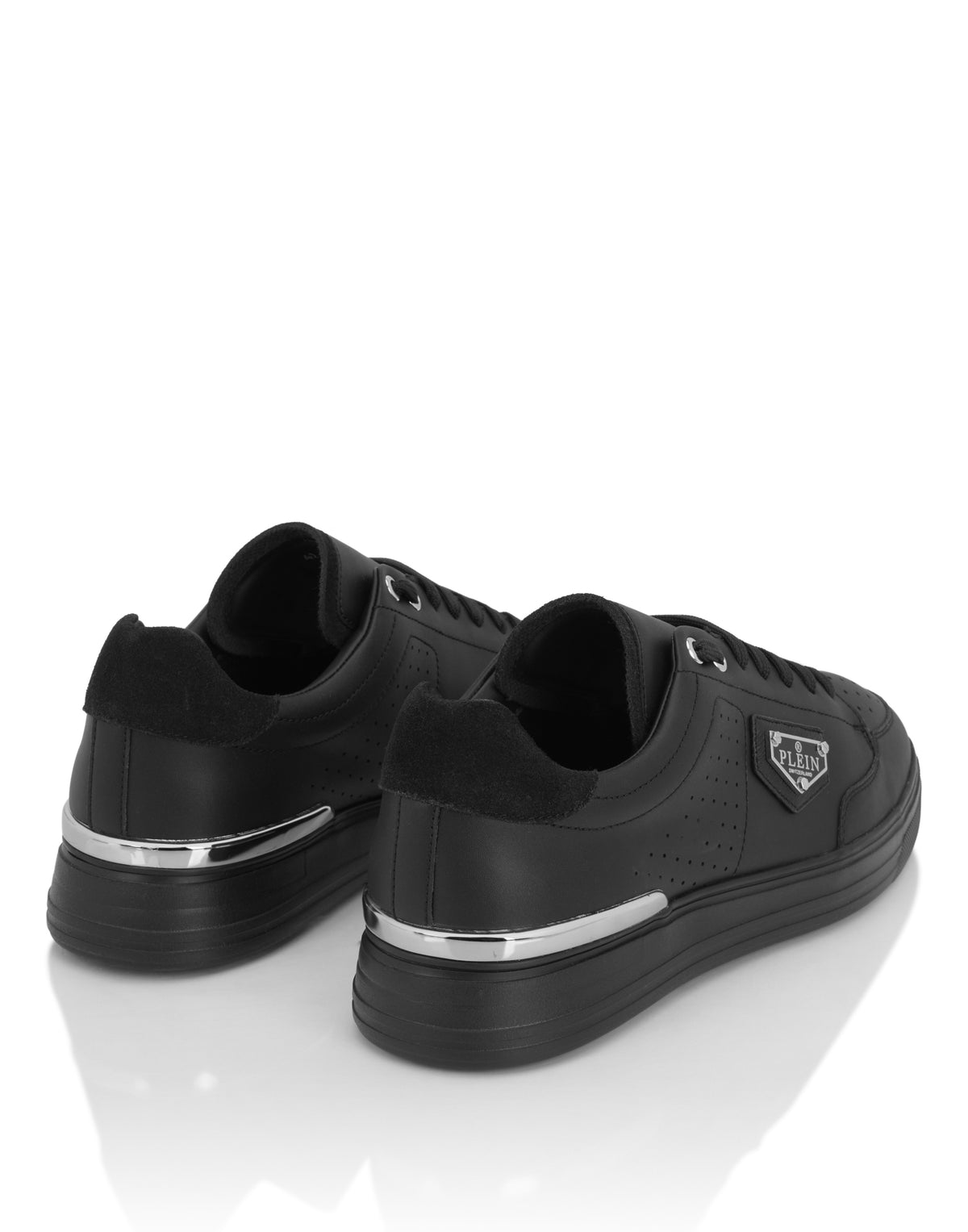 Low-Top Sneakers Triangle