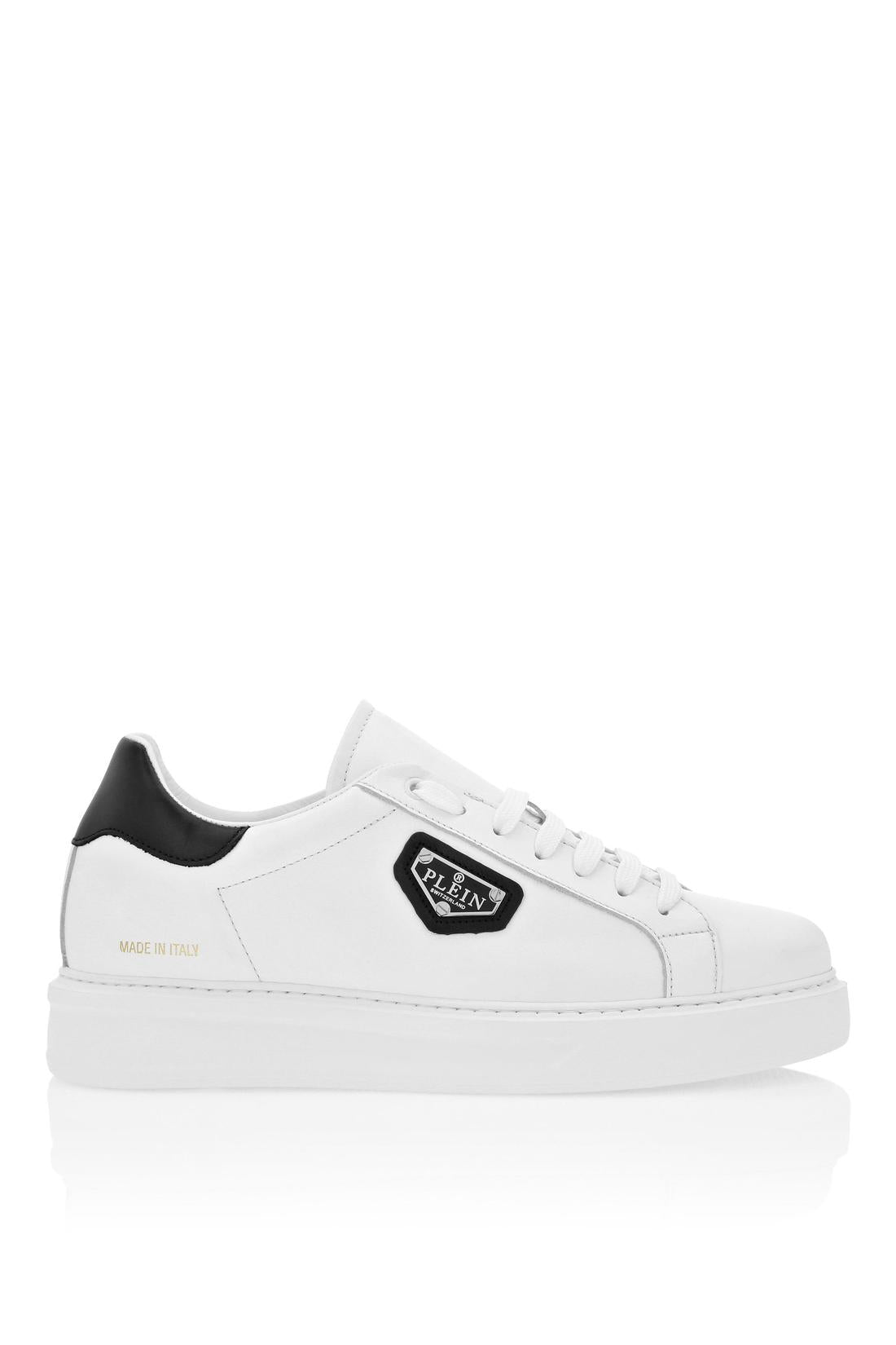 Low-Top Sneakers Titan Plein