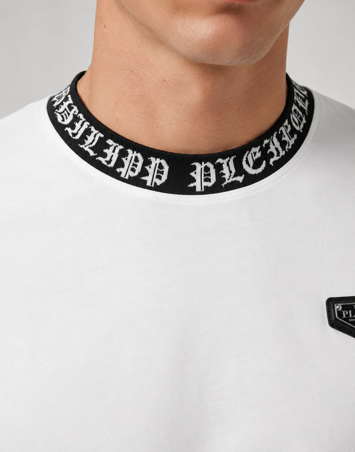 T-Shirt Round Neck Ss