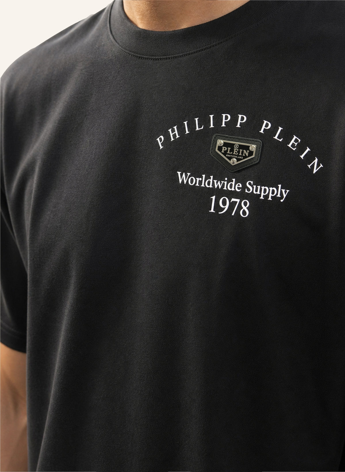 T-Shirt Round Neck Ss