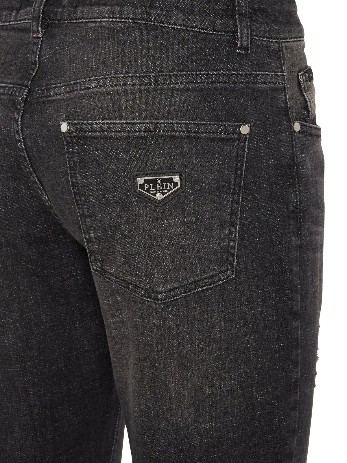 Destroyed Super Straight Cut Jeans