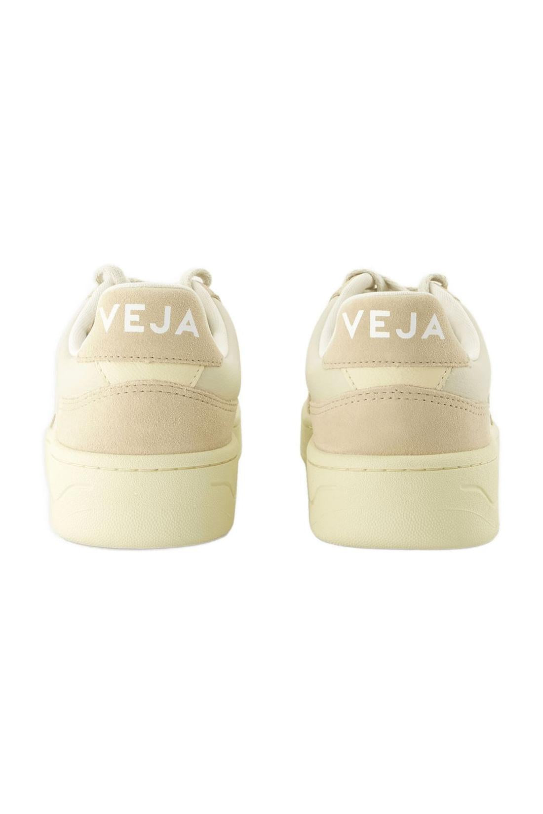Sneakers V-90 - Veja - Leather - Beige