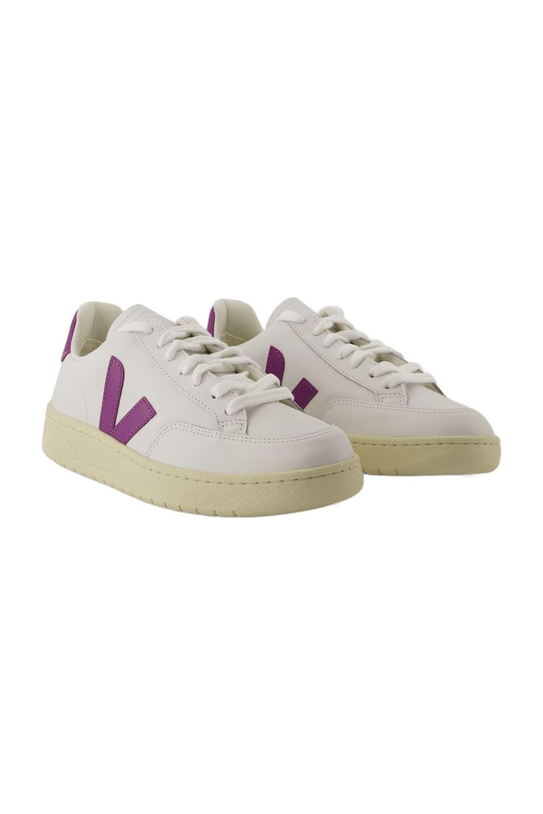 Sneakers V-12 - Veja - Leather - White Cosmos