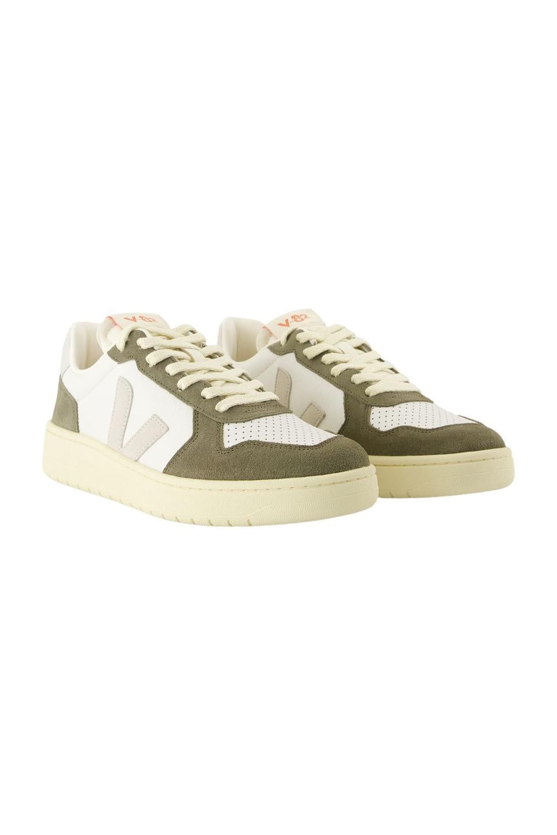 Sneakers V 82 - Veja - Leather - White