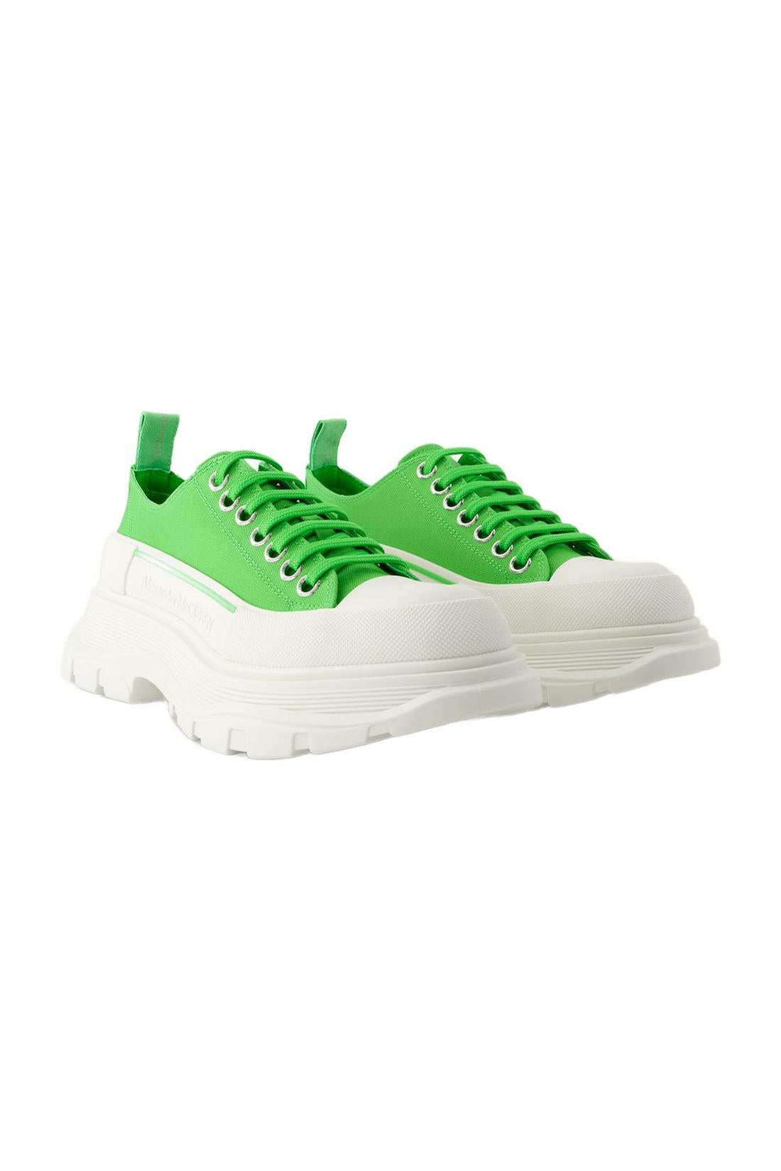 Sneakers shoes Tread in green leather