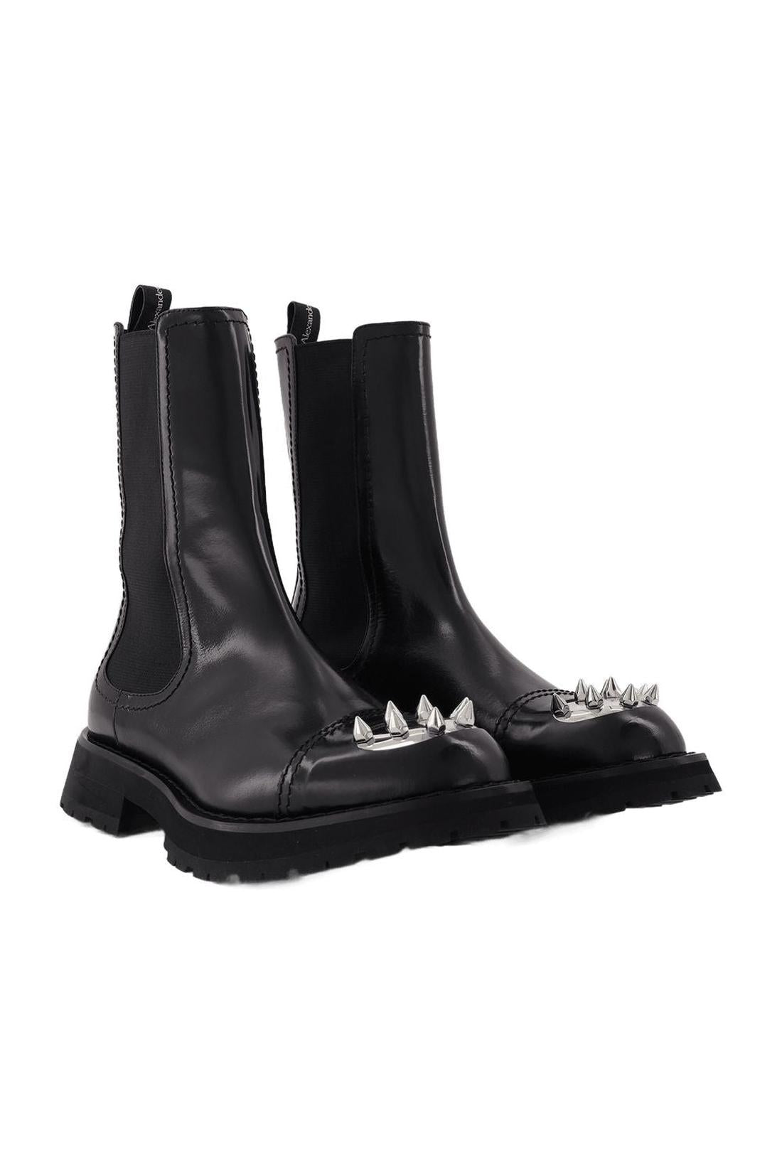 Stiefeletten Studs aus schwarzem Leder