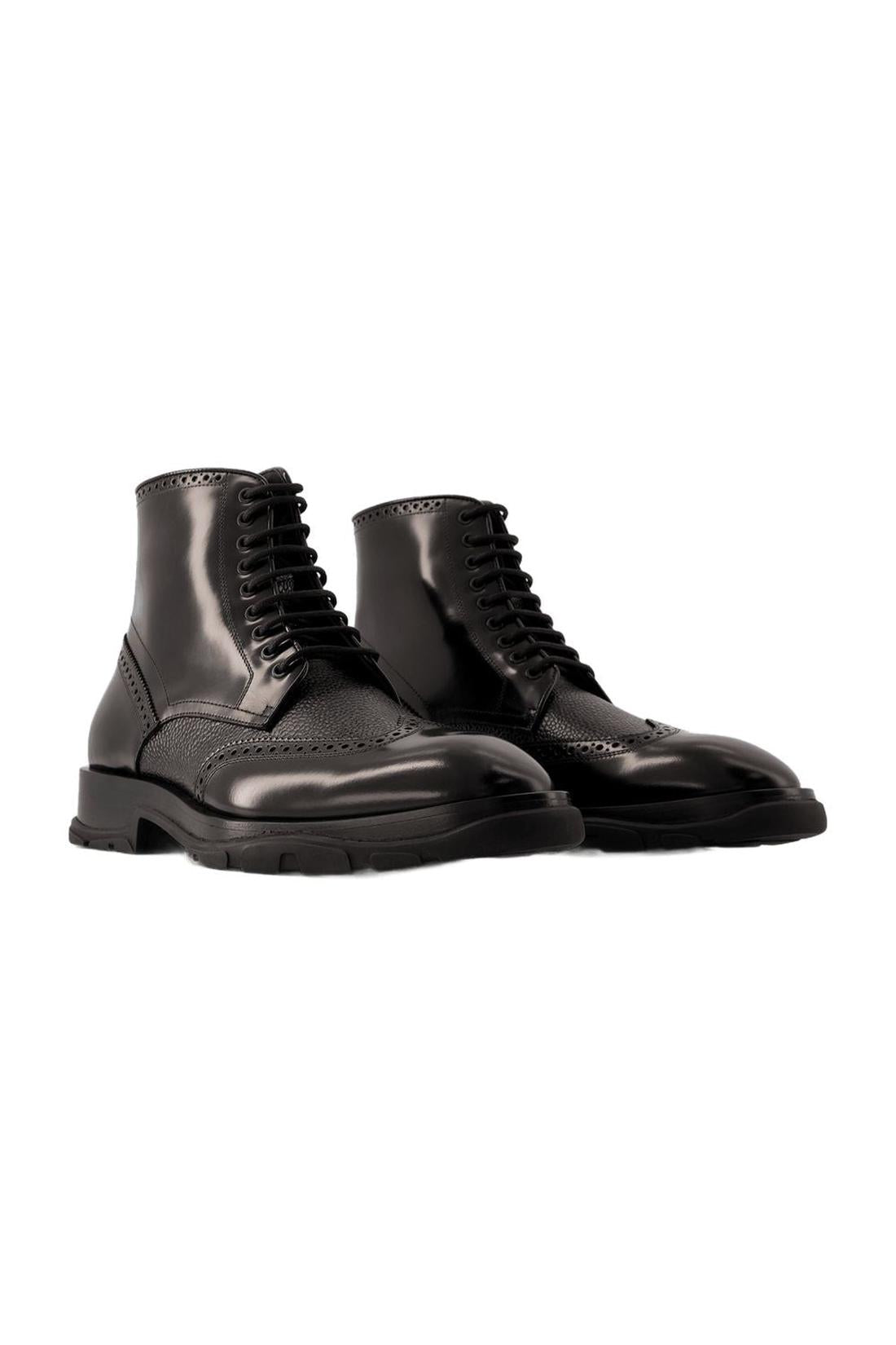 Lace-up ankle boots - Alexander McQueen - Leather - Black