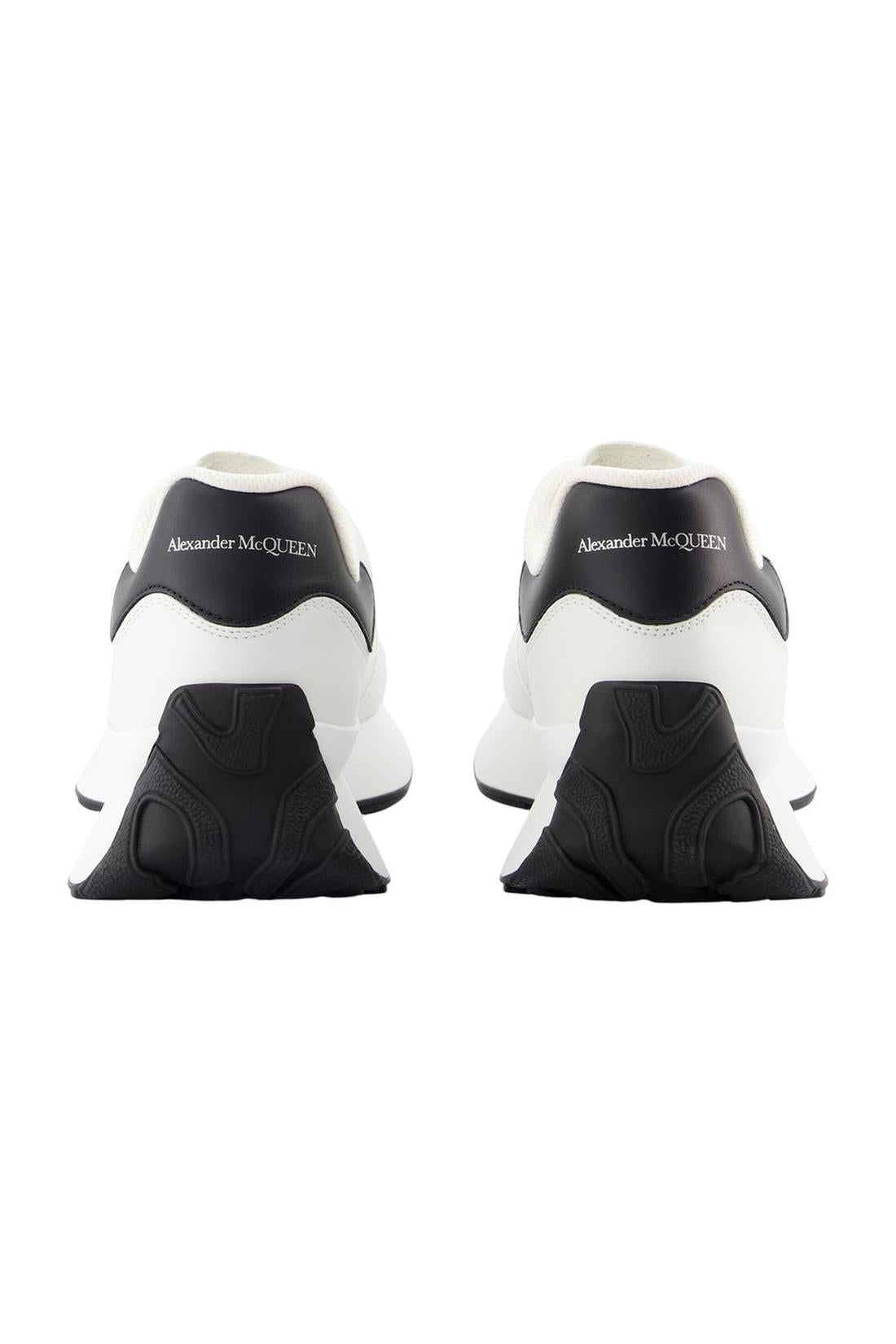 Sprint Runner Sneakers - Alexander Mcqueen - White/Black - Leather