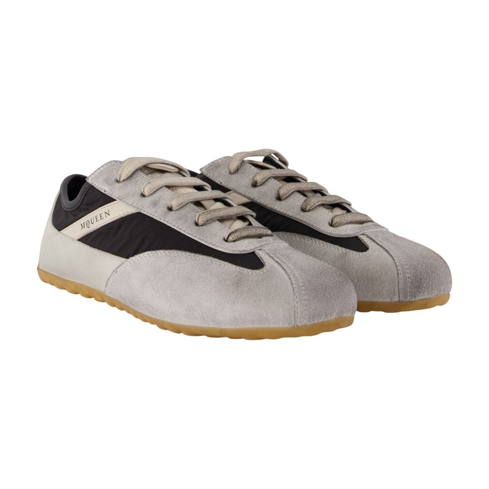 Box-Sneaker – Alexander McQueen – Leder – Schwarz/Grau