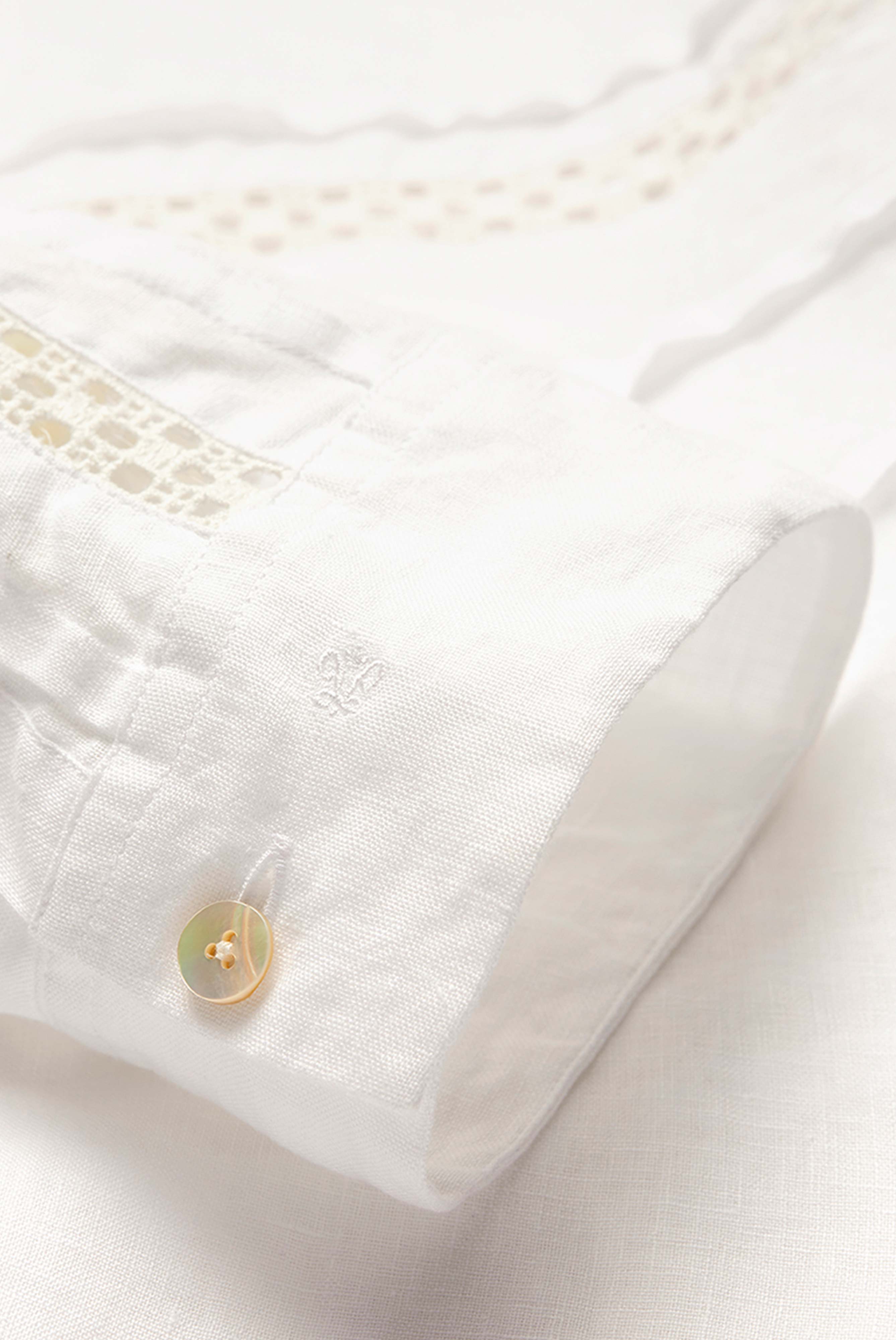 Summery linen blouse, white