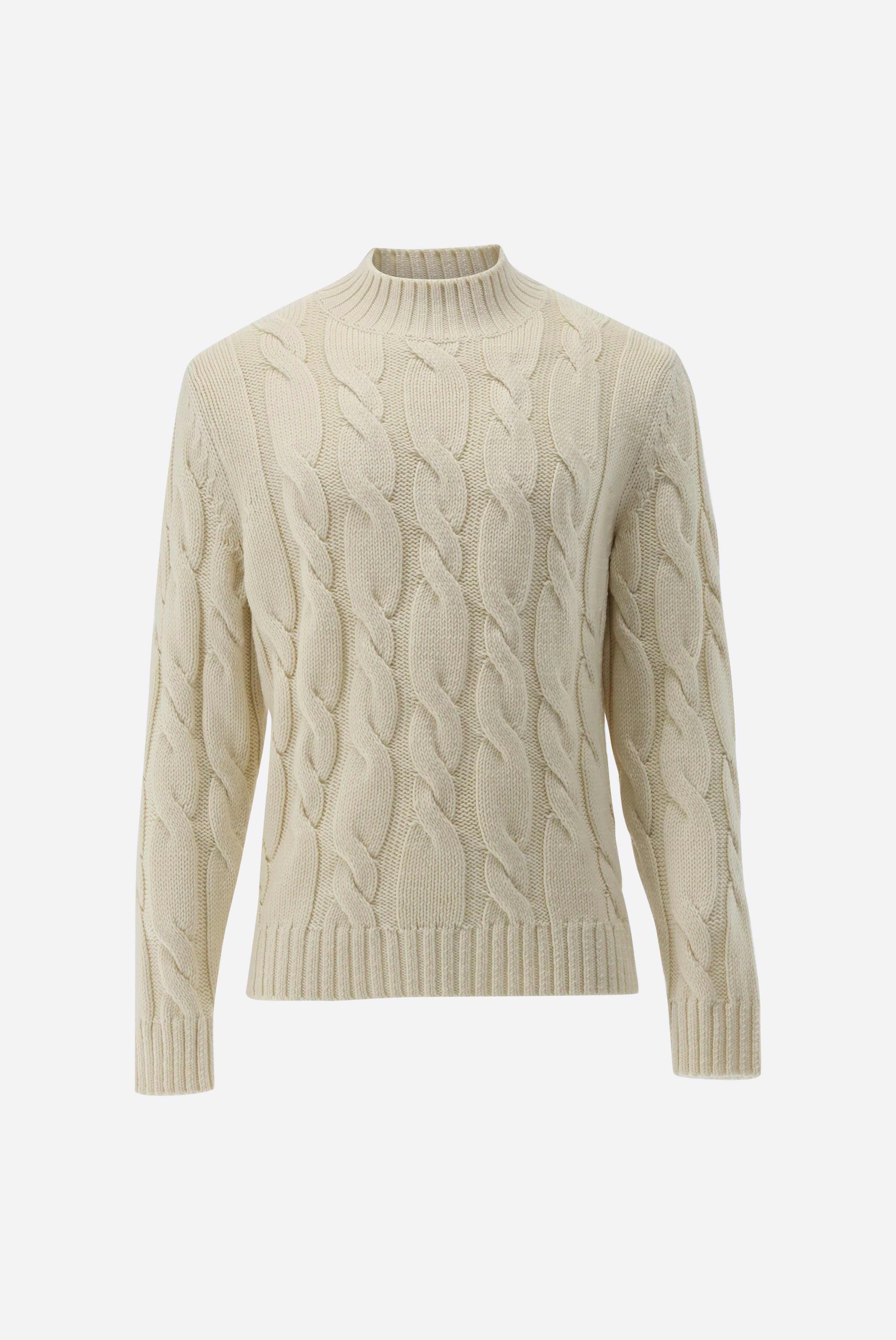 Stehkragenpullover mit Zopfmuster aus Merinowolle