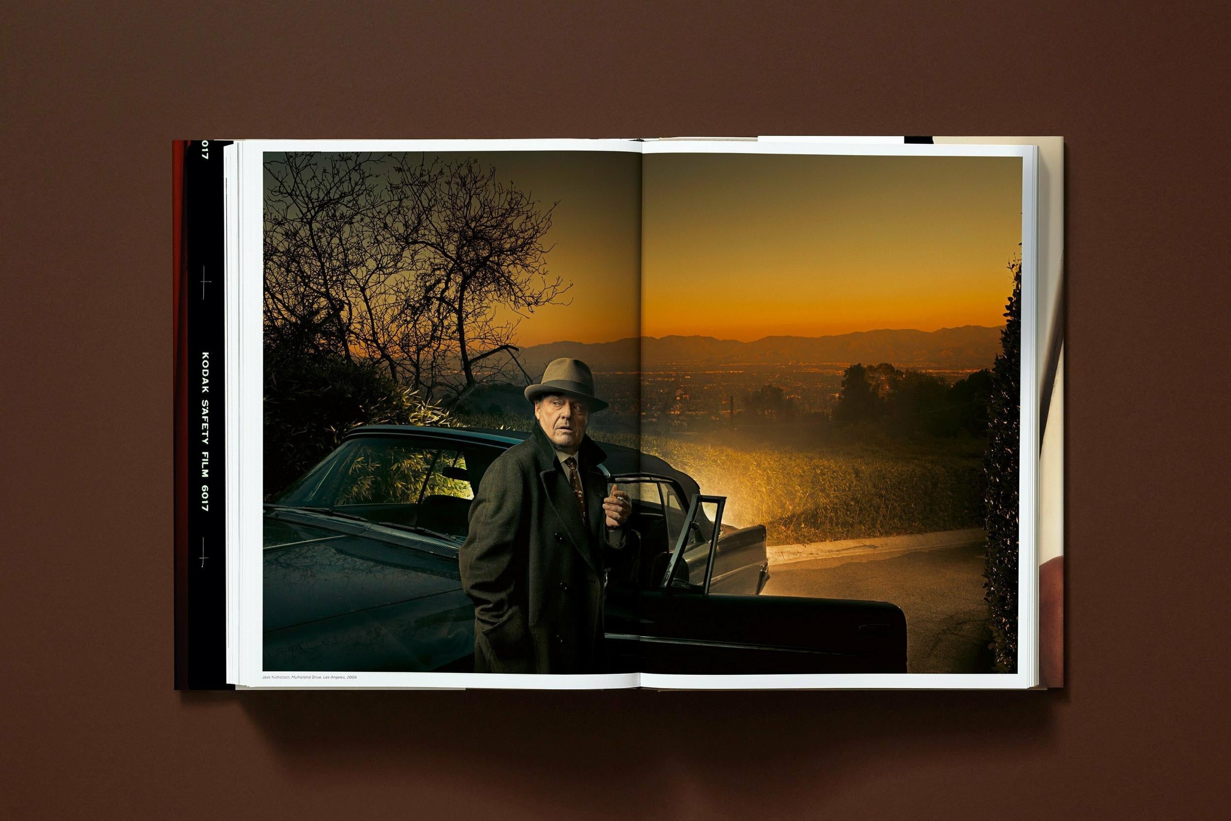 Taschen-Annie Leibovitz (French)-Photography-Black-Deal-Outlet-by-ARCHIVIST